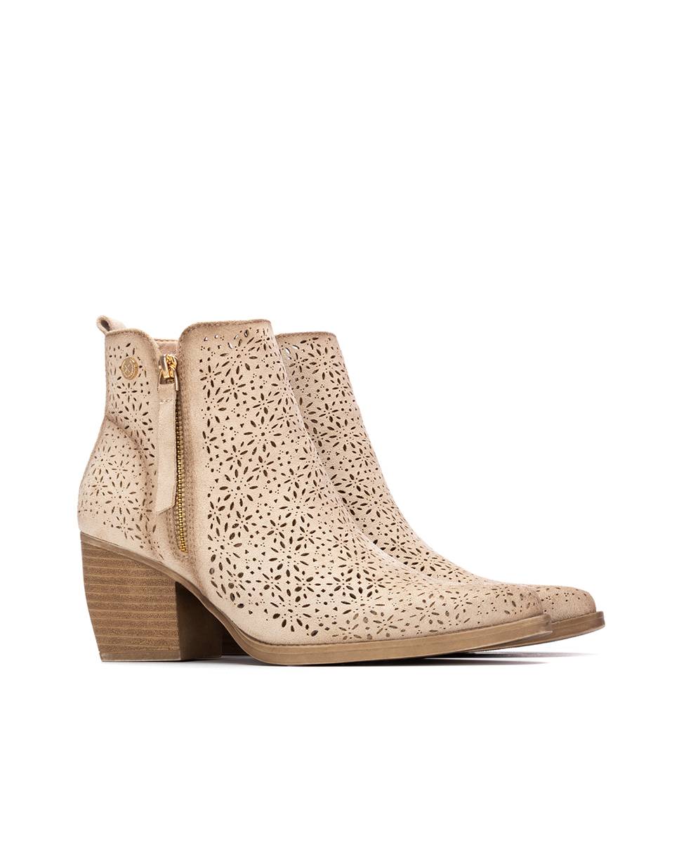 Botins Básicos com Salto e Fecho Zip Bege-4