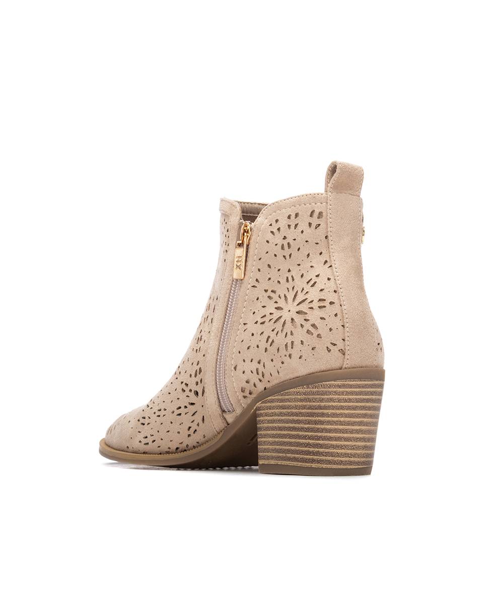 Botins Básicos com Salto e Fecho Zip Bege-3