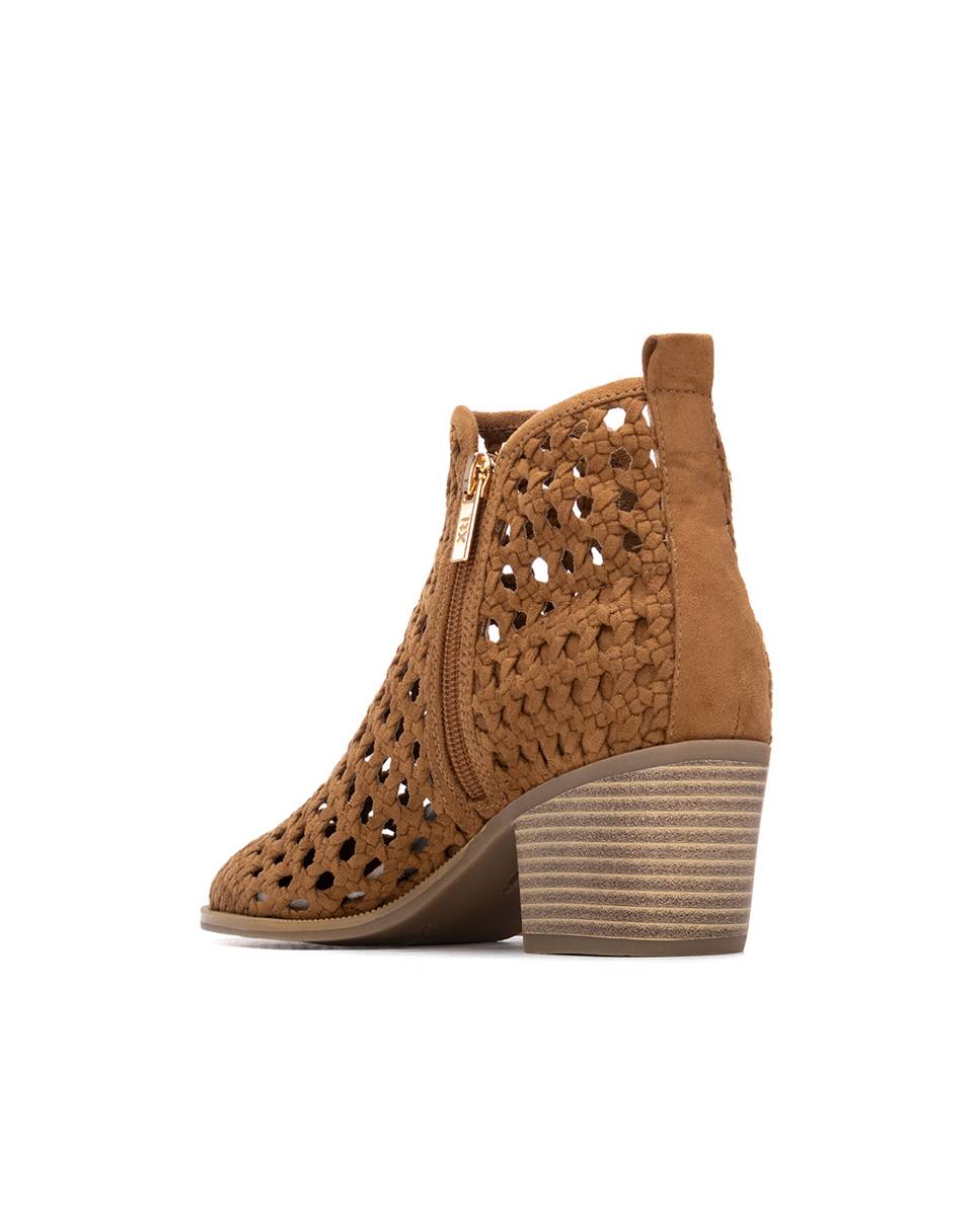 Botins Básicos com Salto e Fecho Zip Camel-4