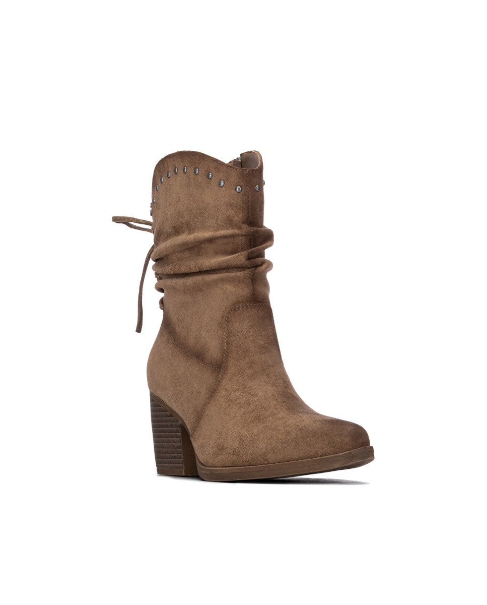 Botins com Atacadores Castanho-2