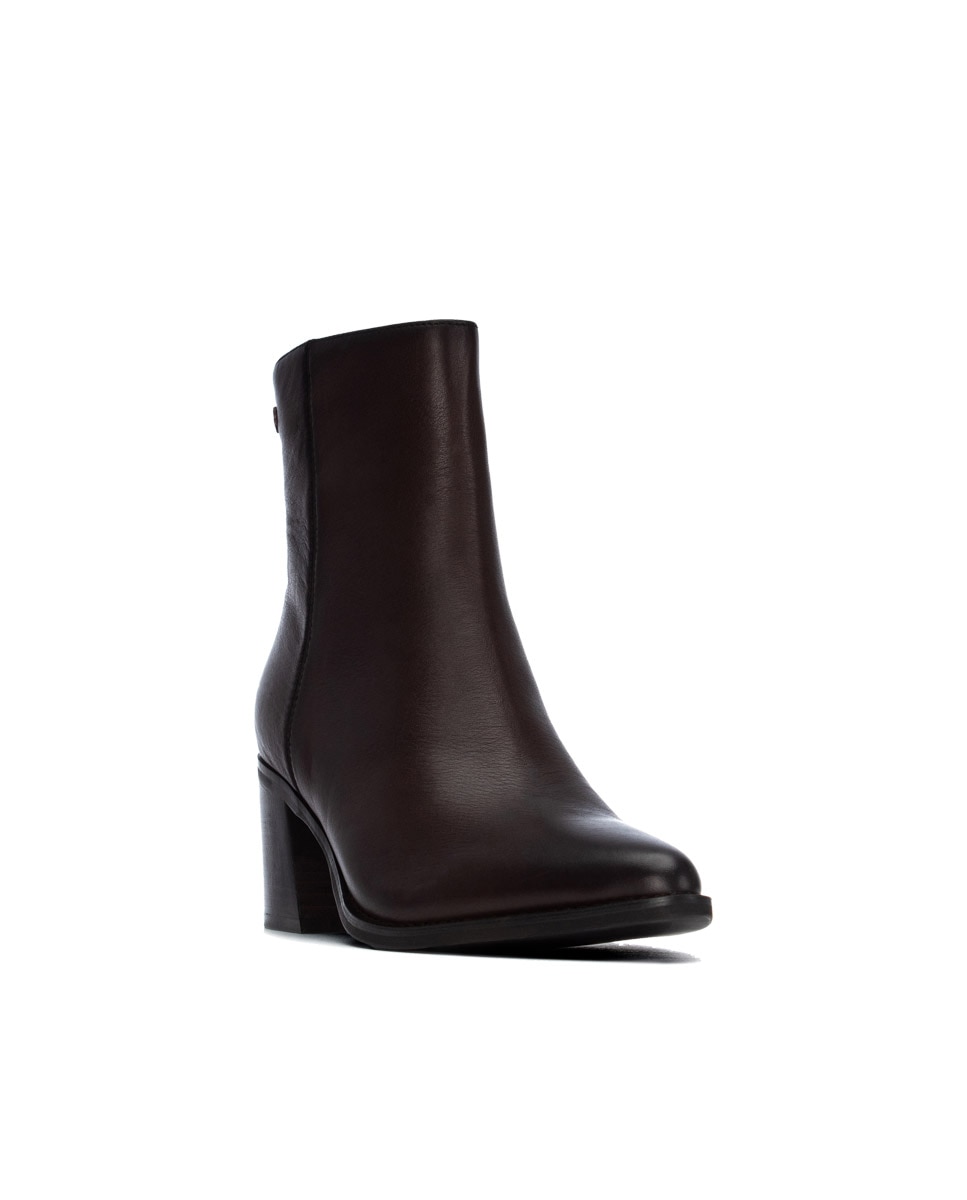 Botins com Fecho Zip de Pele Castanho-2