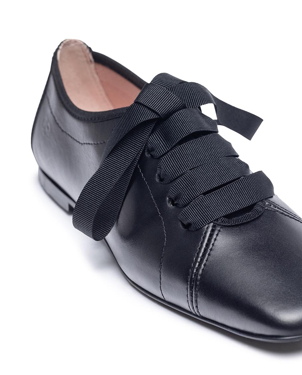 Sapatos Rasos de Pele Preto-2