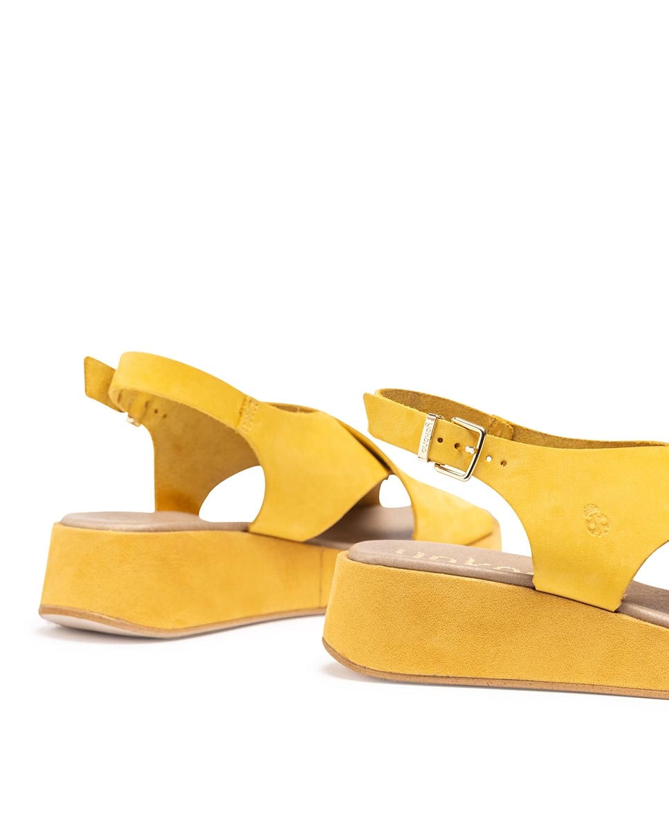 Sandálias de Plataforma em Pele Amarelo-3