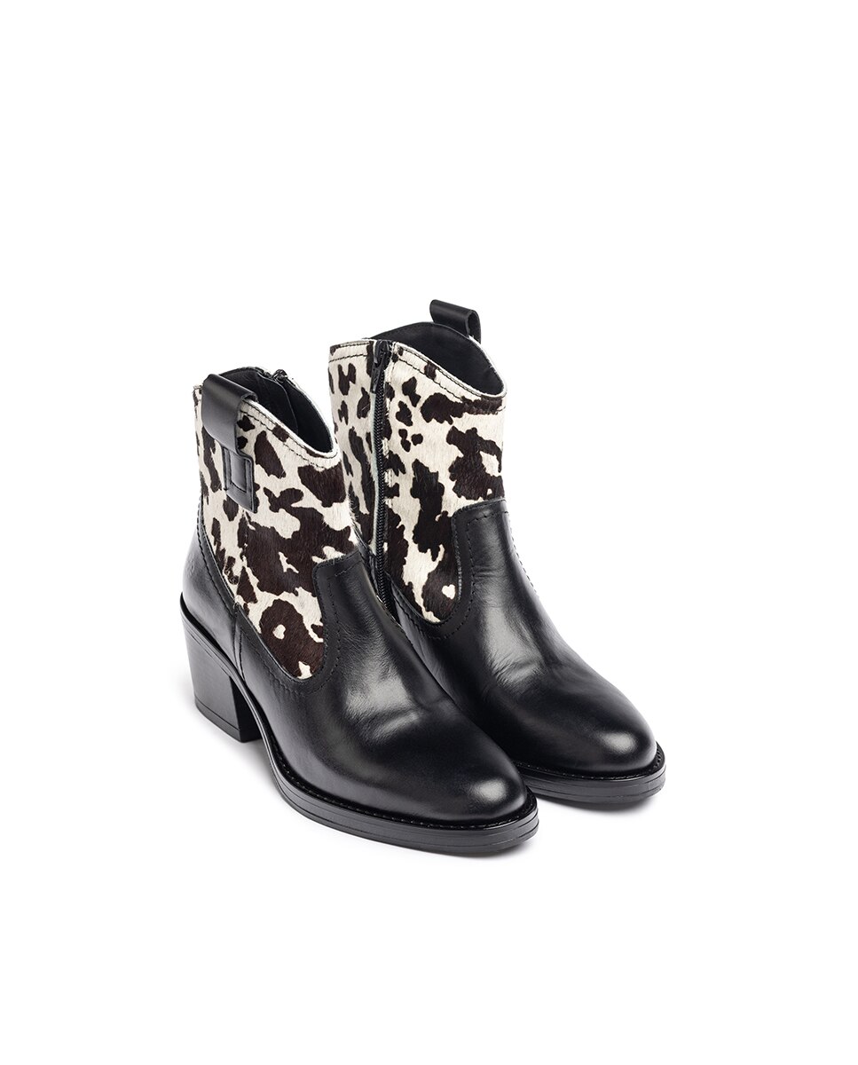 Botins de Salto em Pele Preto-3