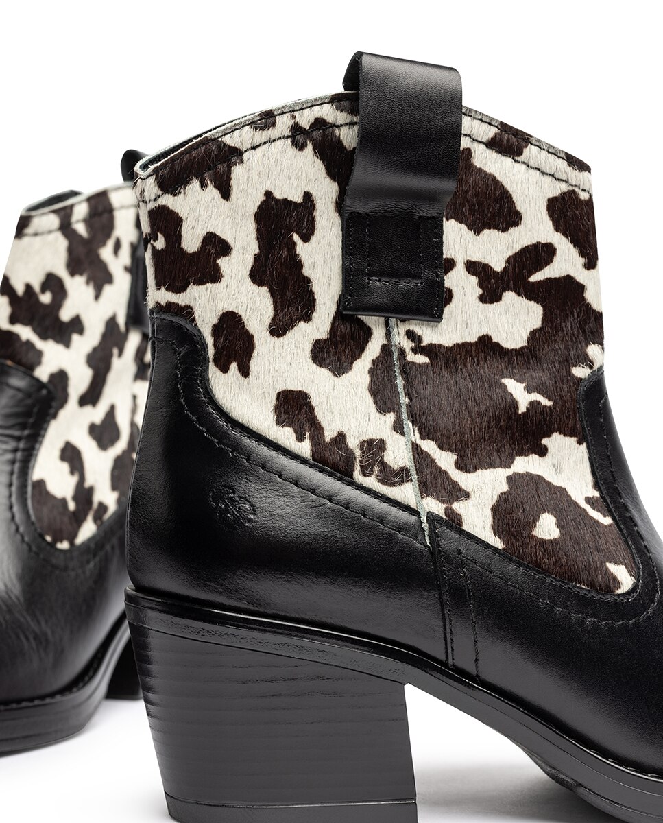 Botins de Salto em Pele Preto-4