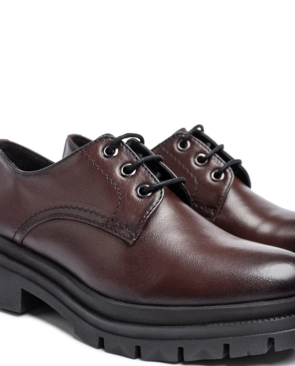 Sapatos Rasos de Pele Bordeaux-4