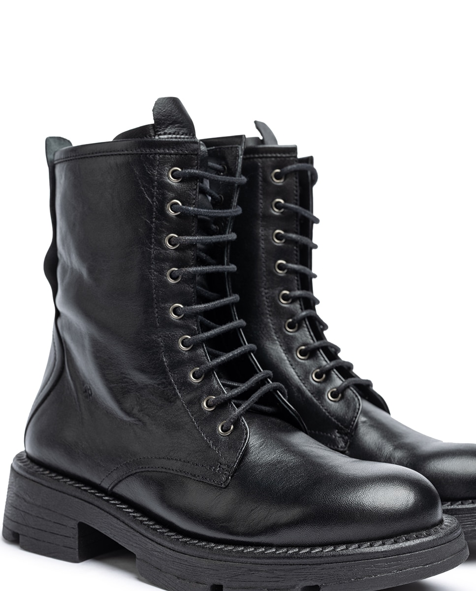 Botins Rasos de Pele Preto-4