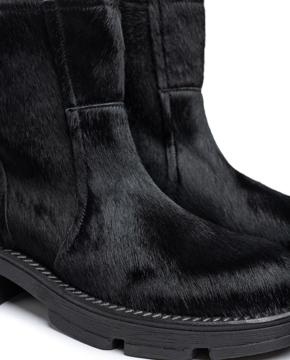 Botins Rasos de Pele Preto-4