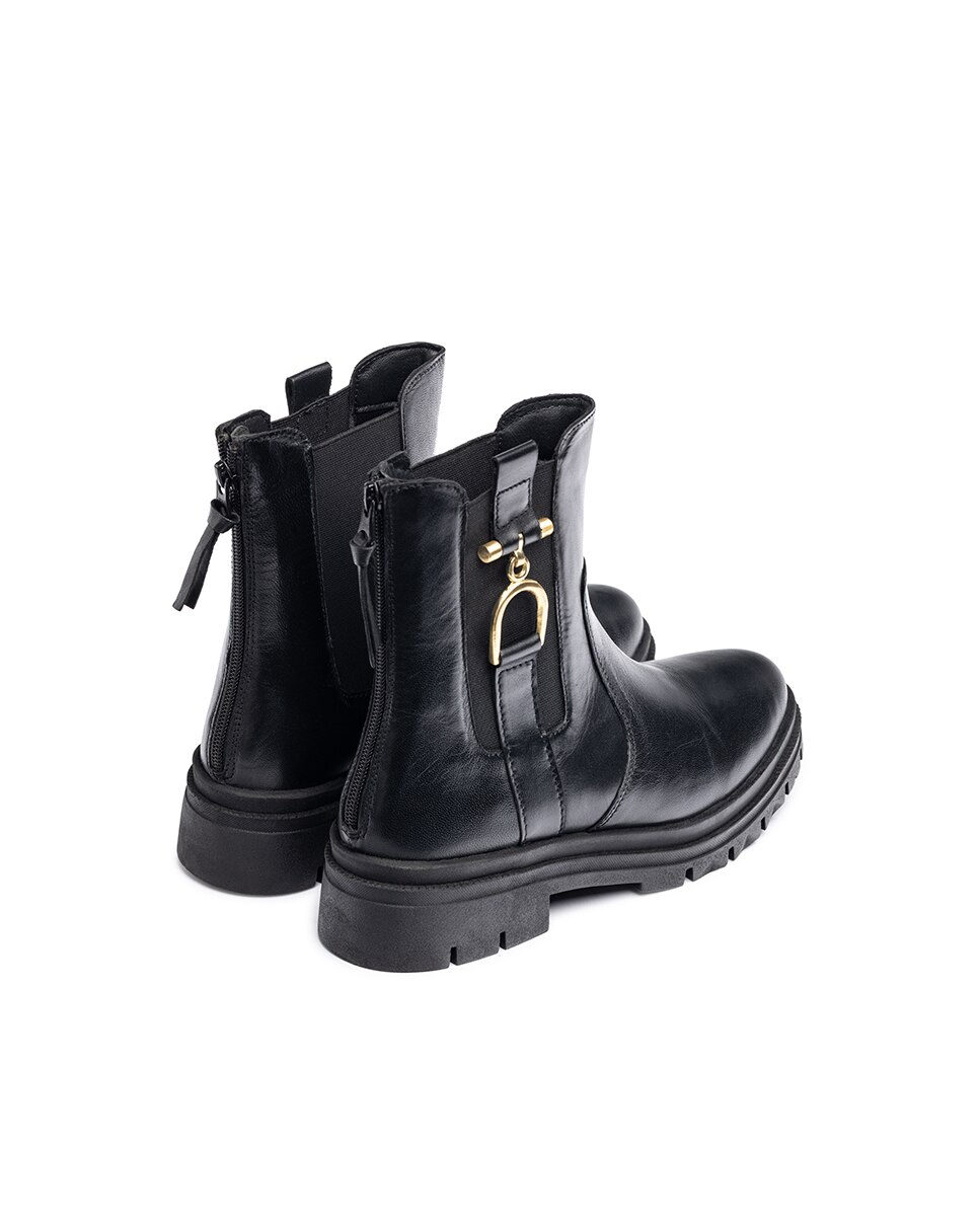 Botins Rasos de Pele Preto-2