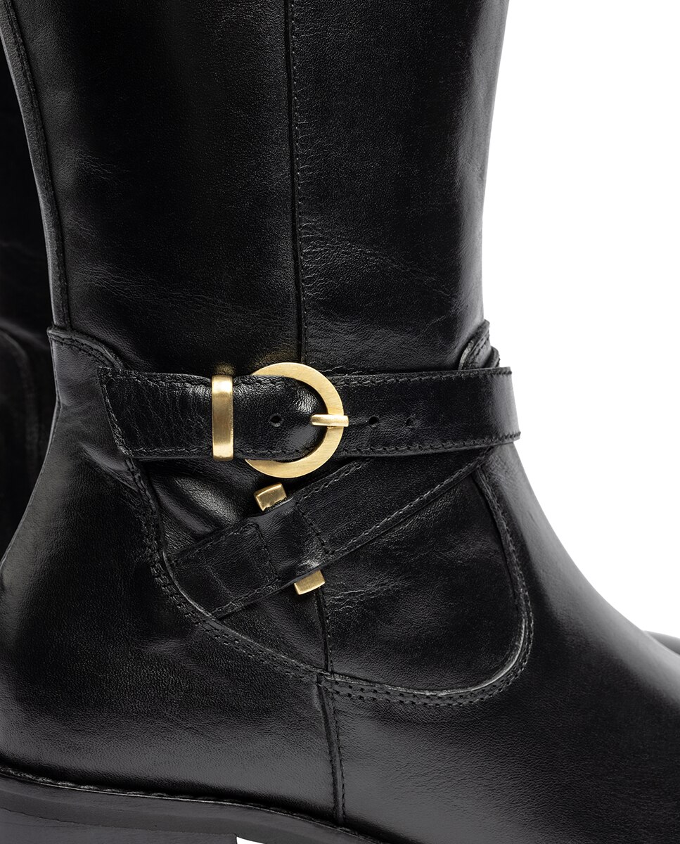 Botas de Salto em Pele Preto-4