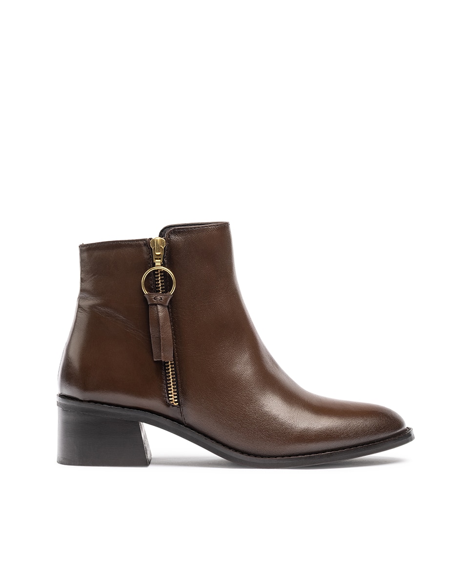 Botins de Salto em Pele Castanho-1