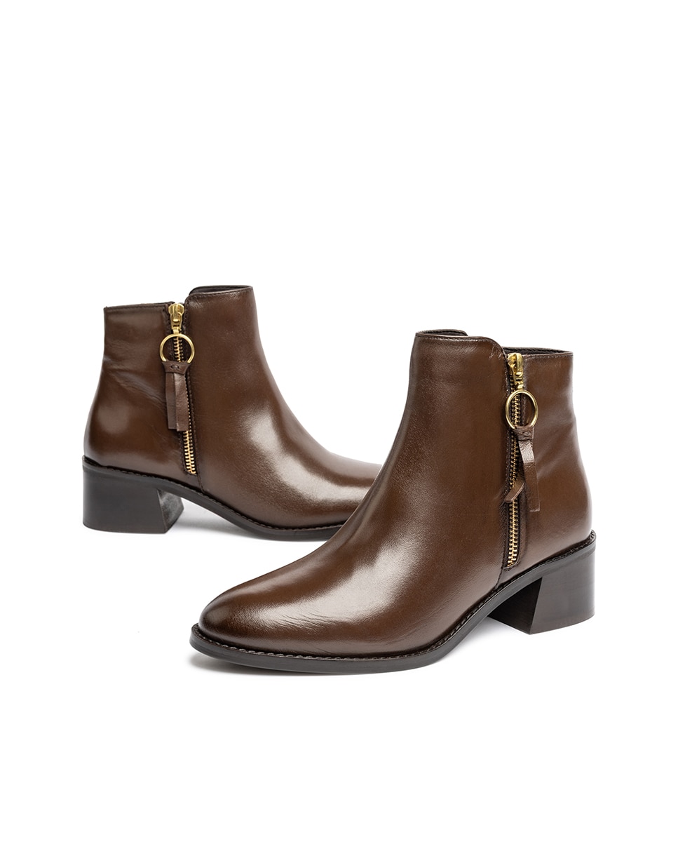 Botins de Salto em Pele Castanho-5