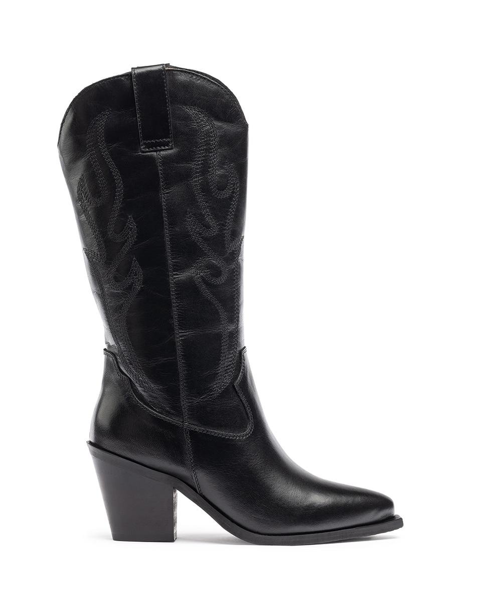 Imagem 0 de Botas de Salto em Pele