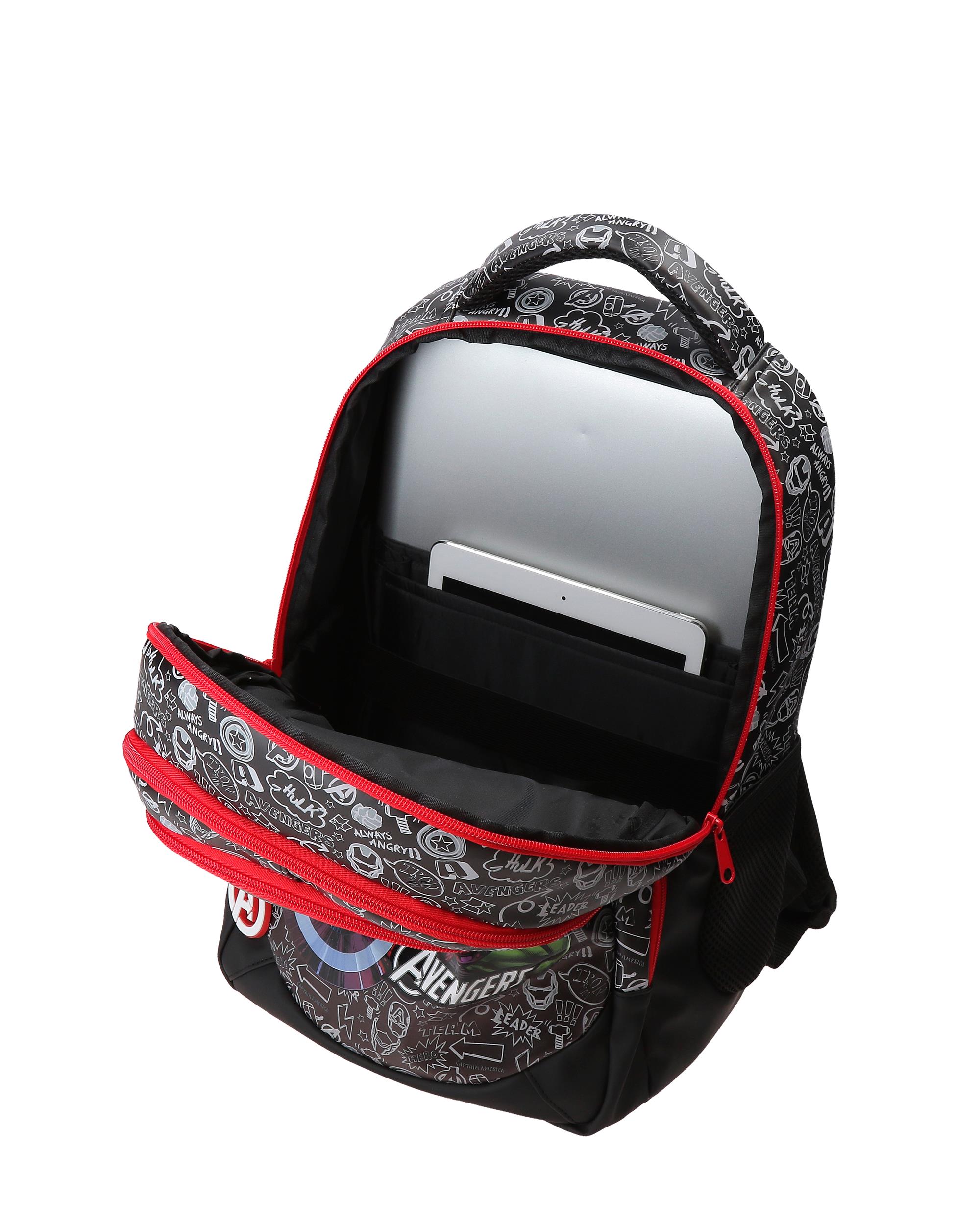 Mochila Escolar Três Compartimentos Team Avengers com Capacidade de 16,5l com Carro em Preto Preto-4