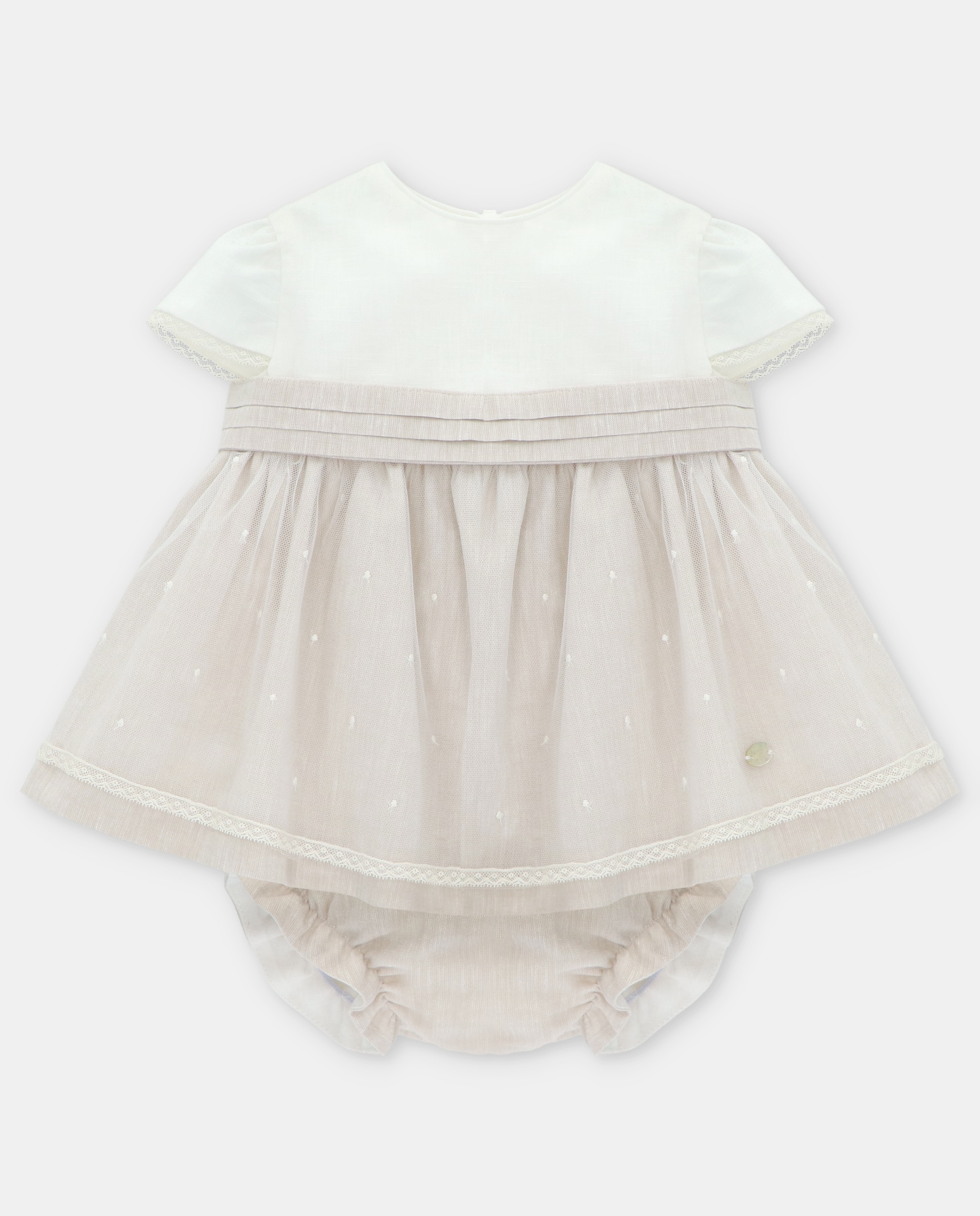 Imagem 0 de Conjunto para Bebé de Vestido em Tecido e Tule Bordado com Cueca