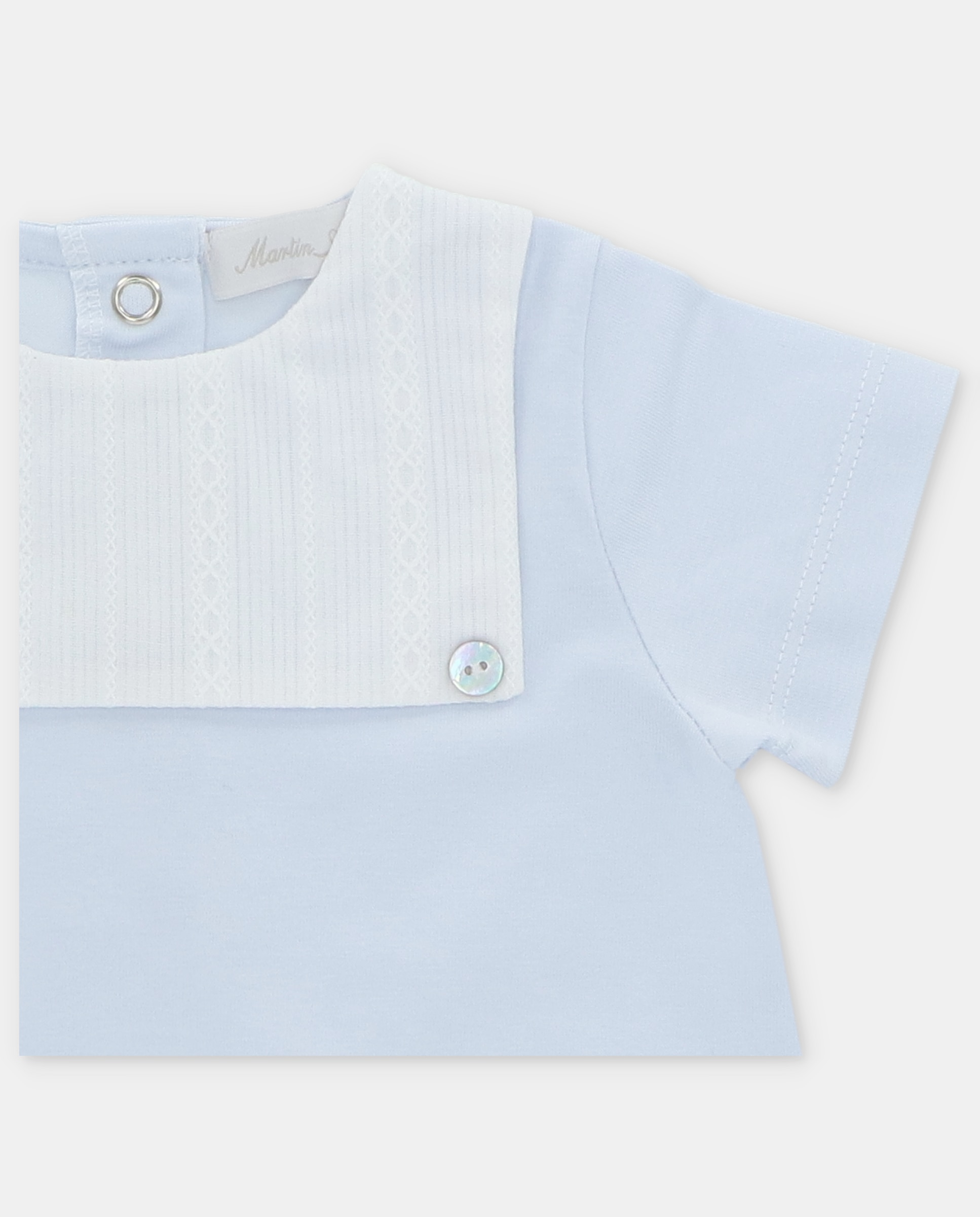 Pijama Pelele para Bebé Interlock com Peitilho Bordado em Contraste Azul-claro-3