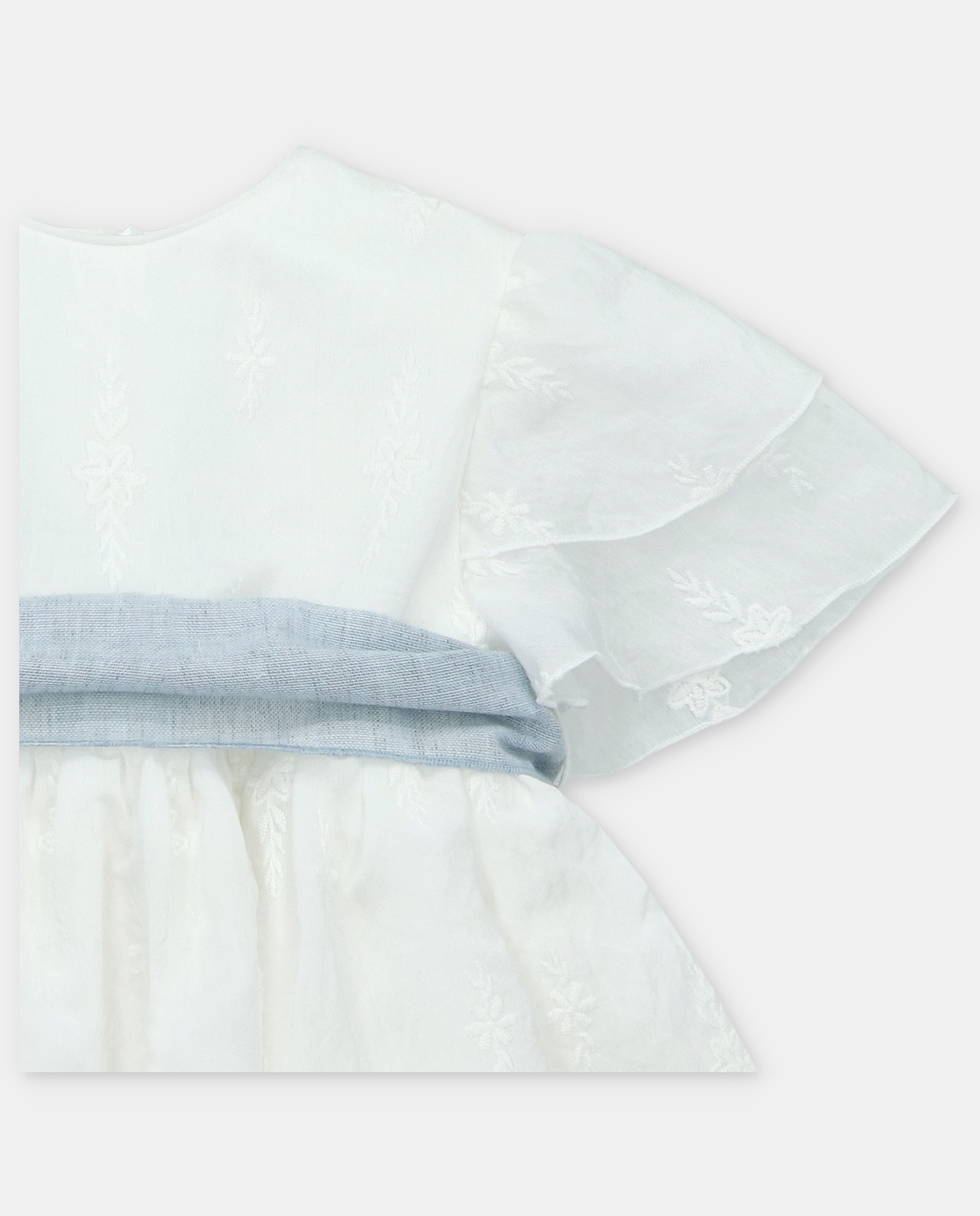 Vestido para Bebé de Tecido Bordado de Fantasia e Cinto em Contraste Martín Aranda Branco-3