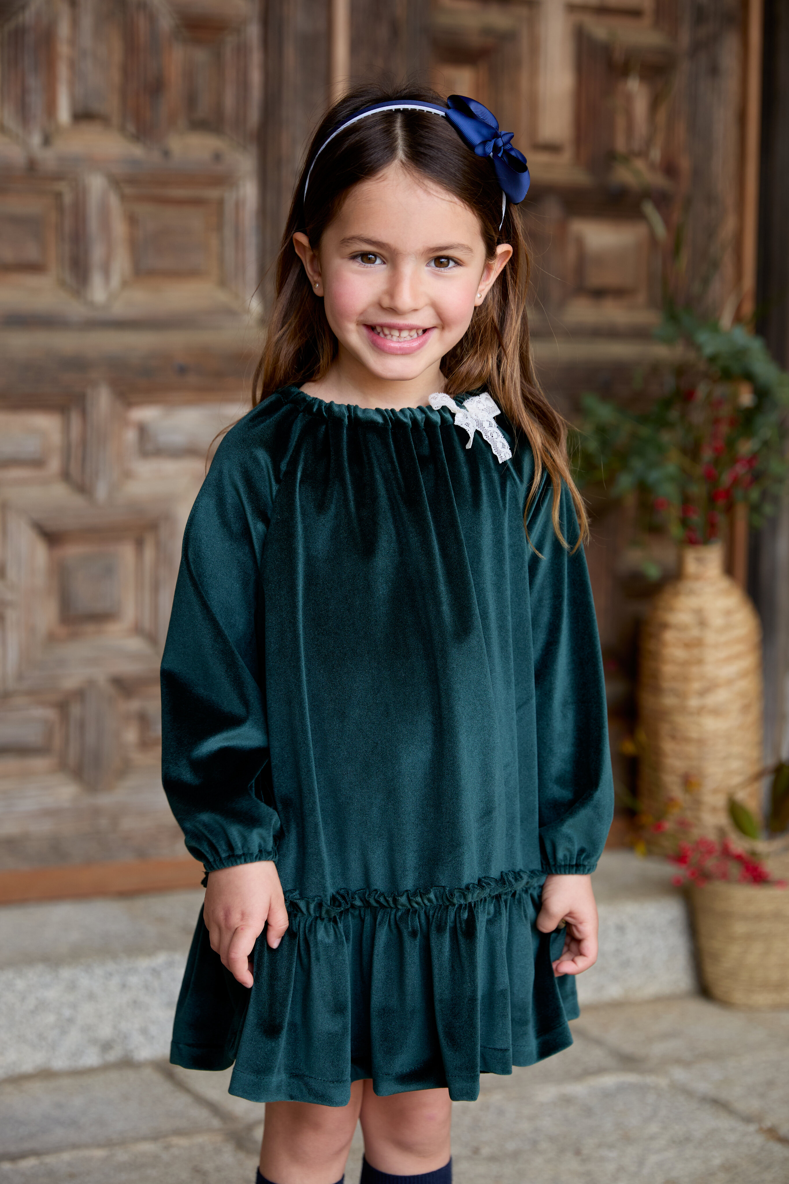 Vestido para Bebé de Veludo com Detalhe de Laço Bordado Verde-4