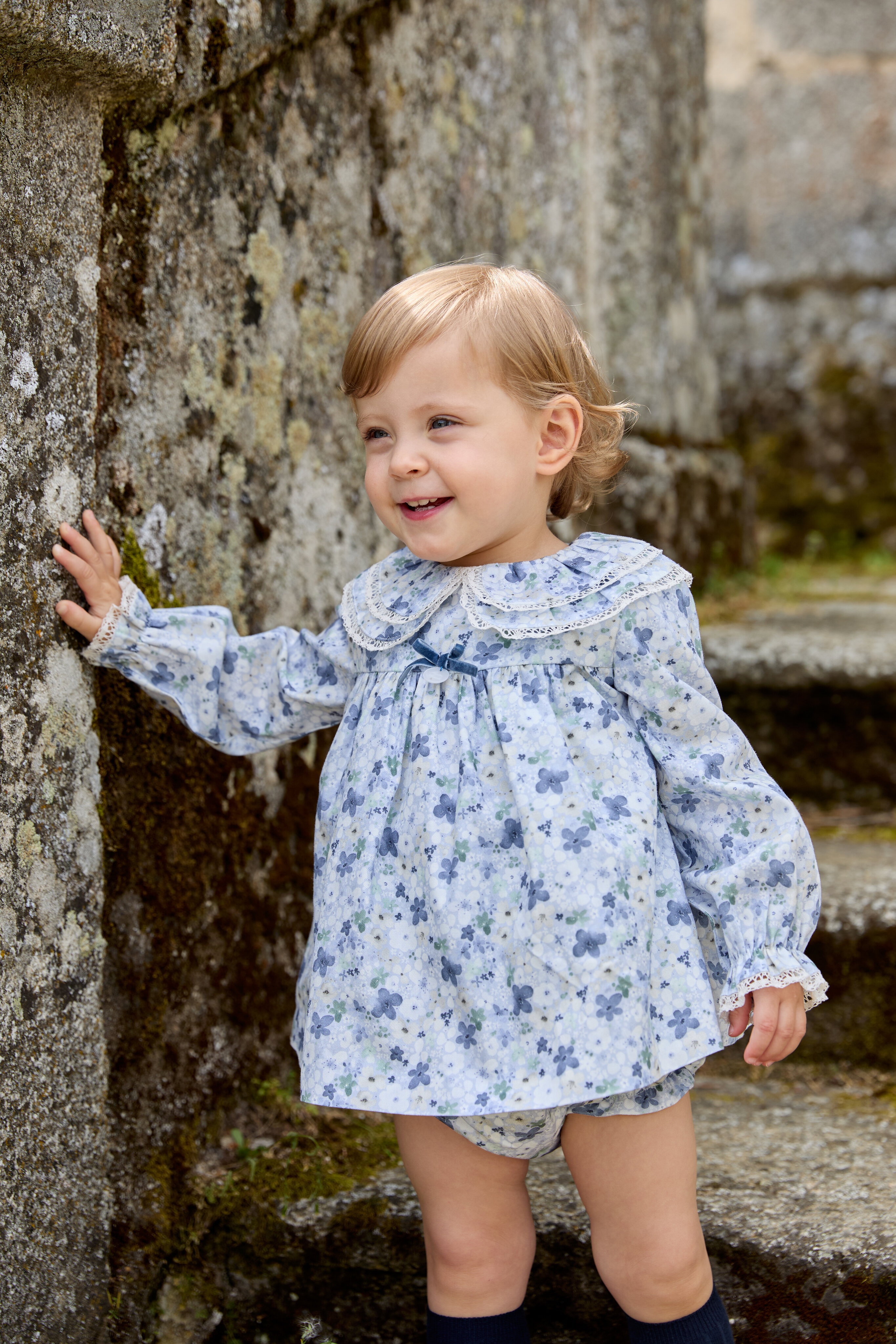 Conjunto para Bebé de Vestido e Cobre-fraldas com Estampado de Flores Azul-5