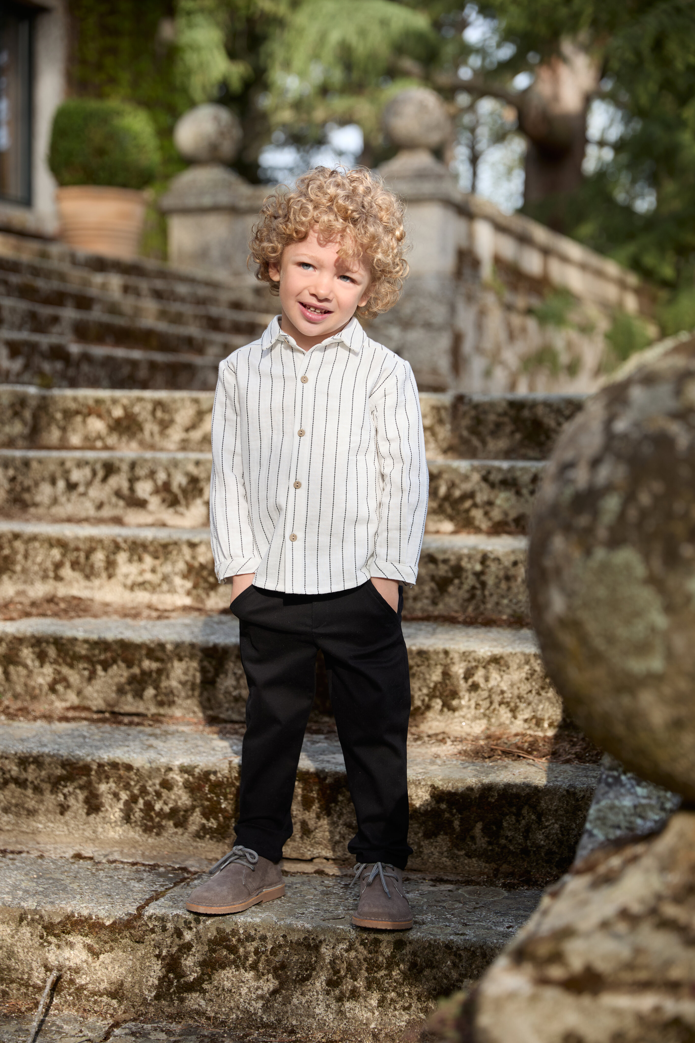 Calças Infantil de Tecido com Bolsos Preto-4