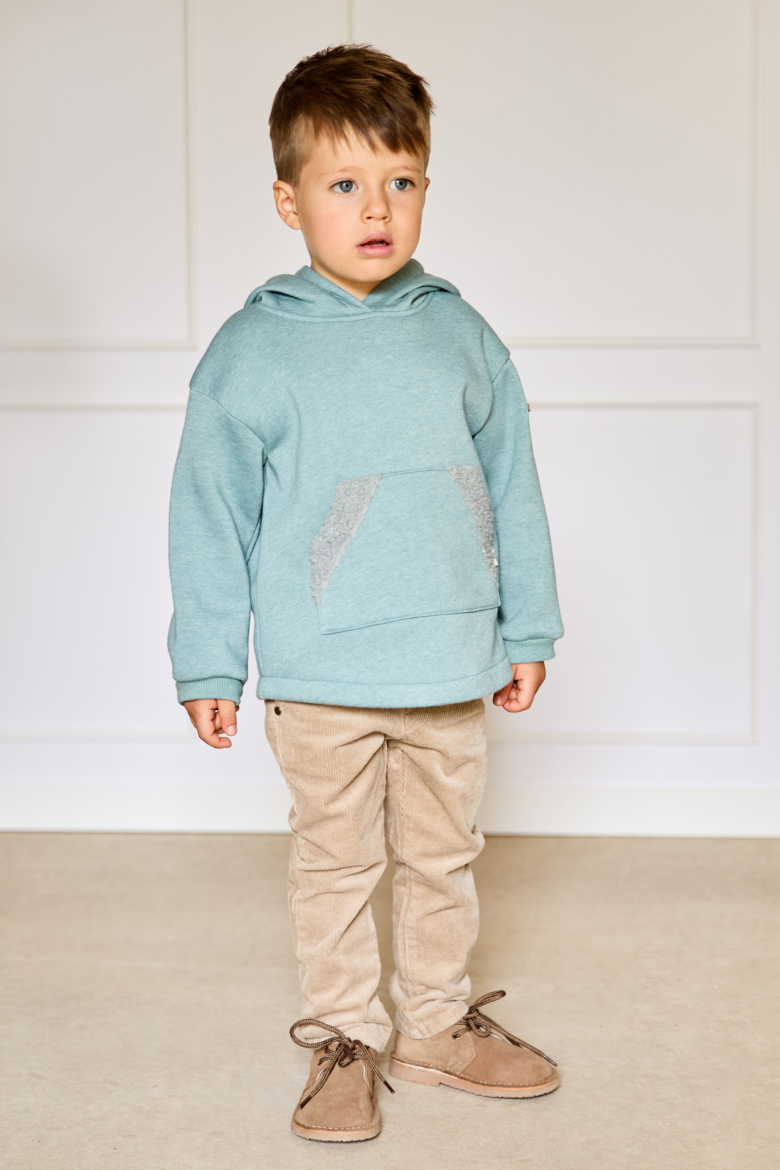 Sweatshirt Infantil com Capuz e Bolso Verde-claro-4
