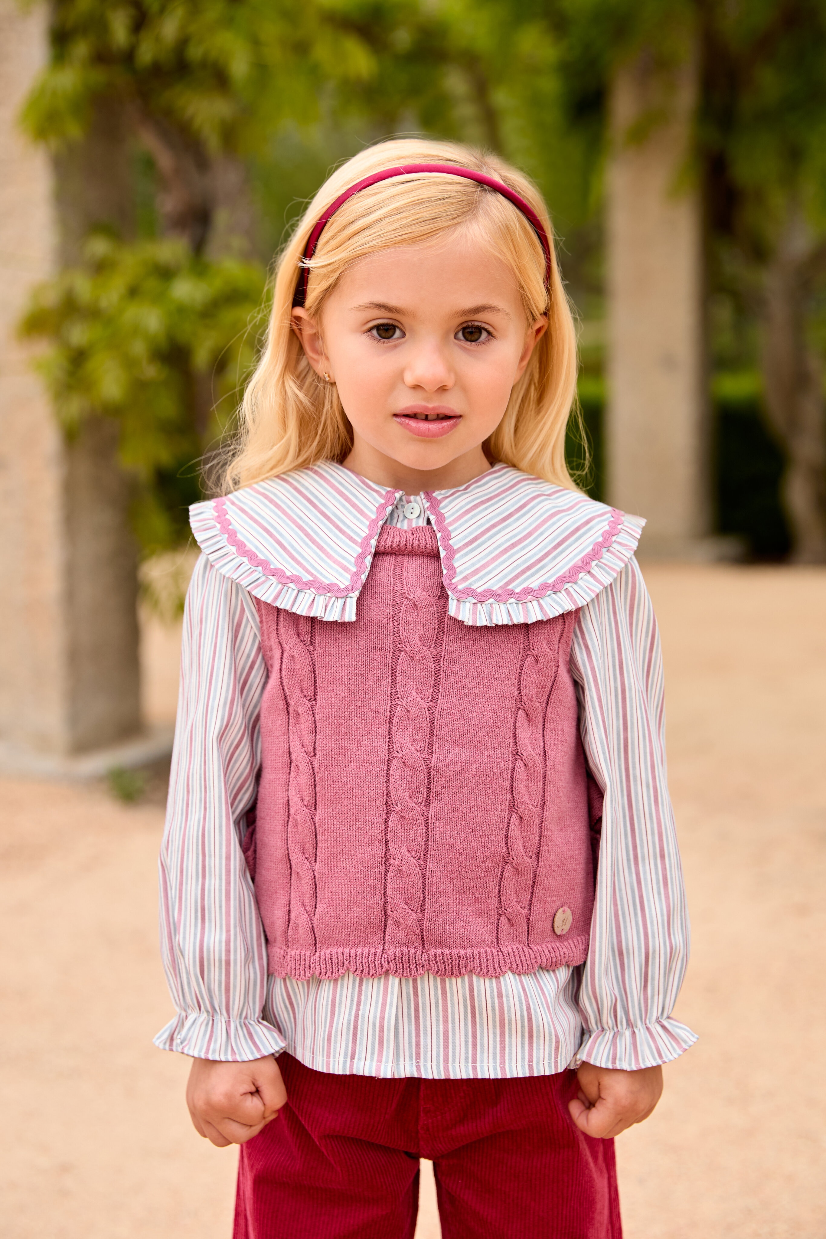 Colete Infantil de Malha Combinado com Tranças e Detalhe de Laços Laterais Rosa-pastel-4