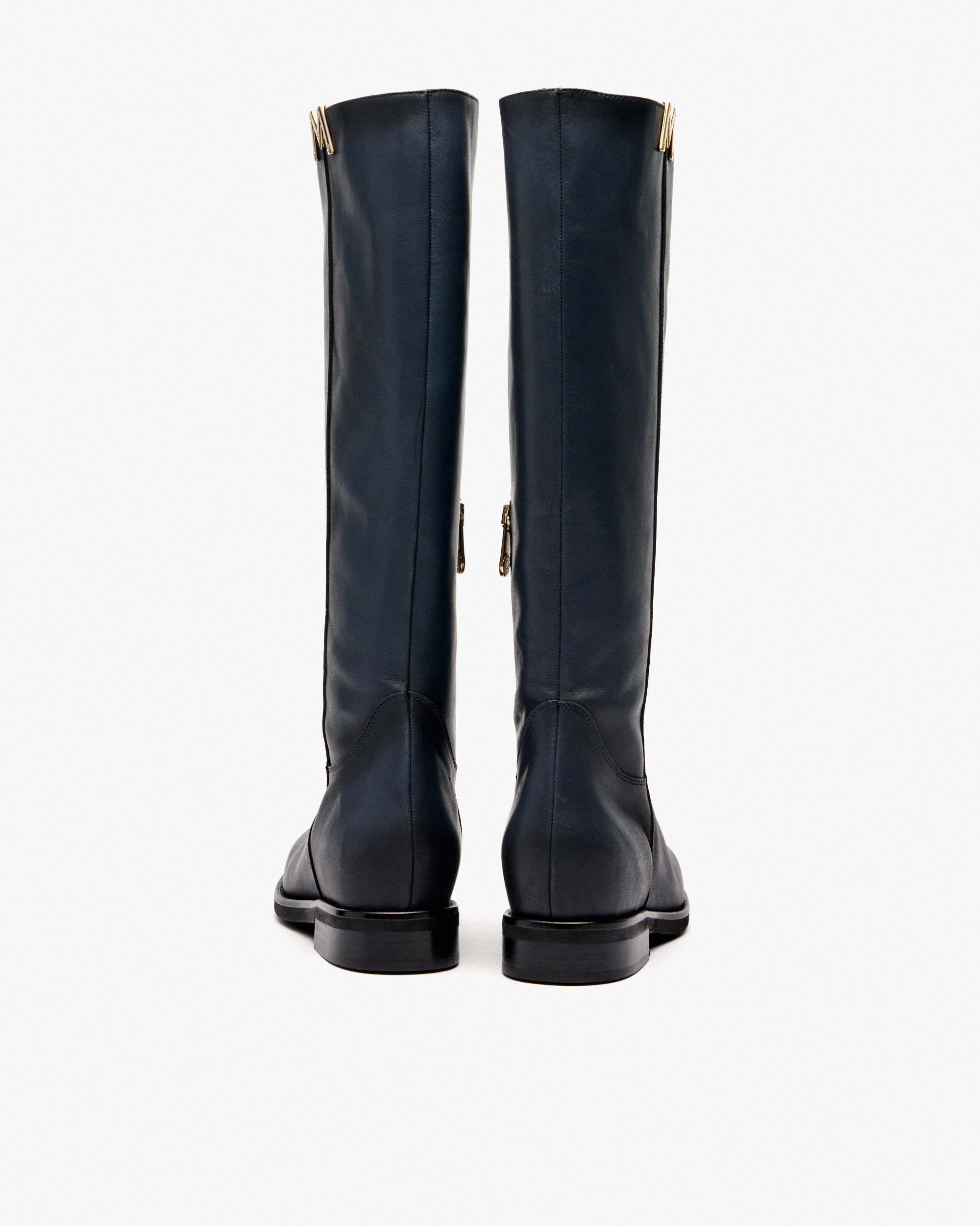 Botas de Pele com Adorno Preto-3