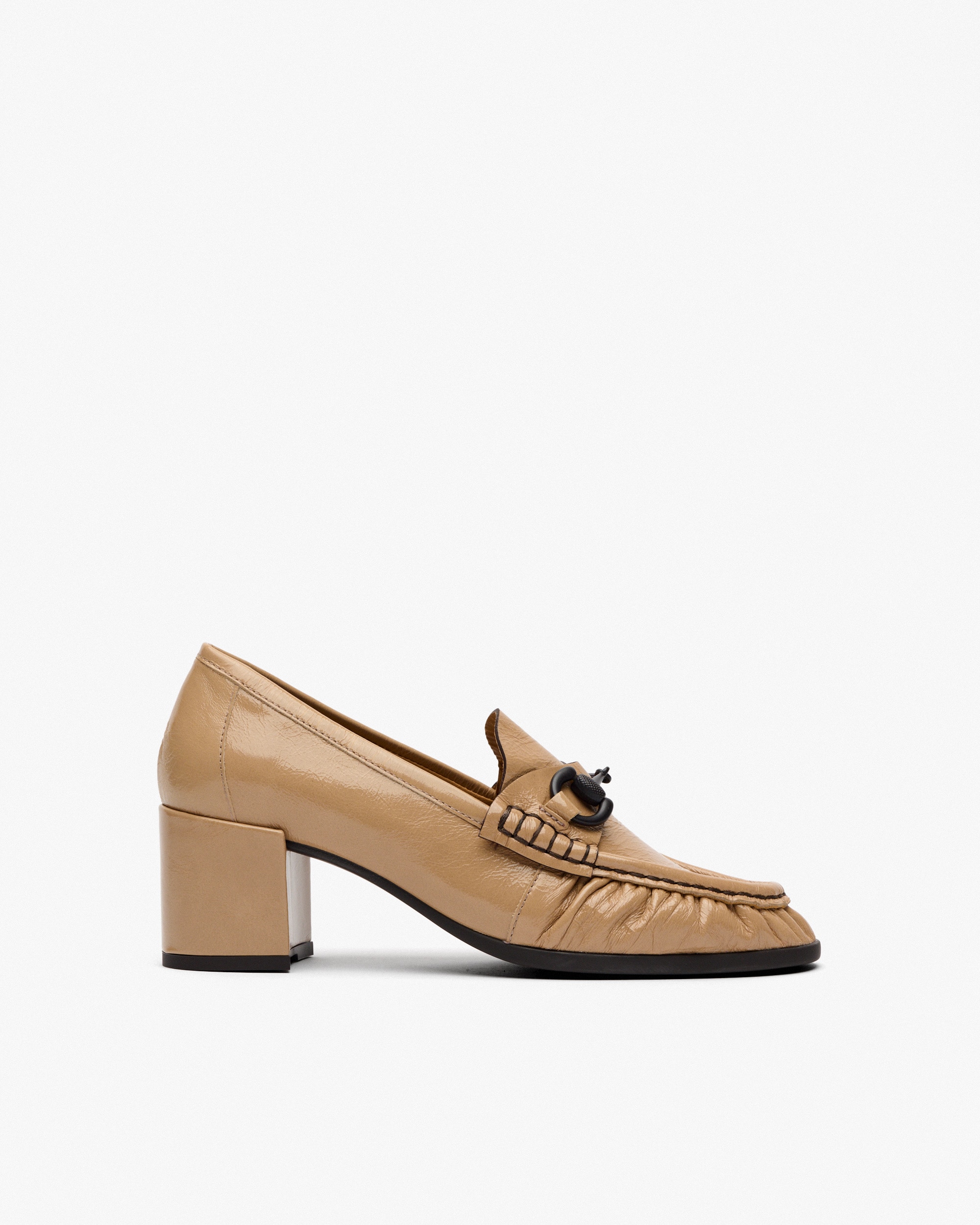 Sapatos de Salto com Adorno de Fivela e Franzido Bege-1