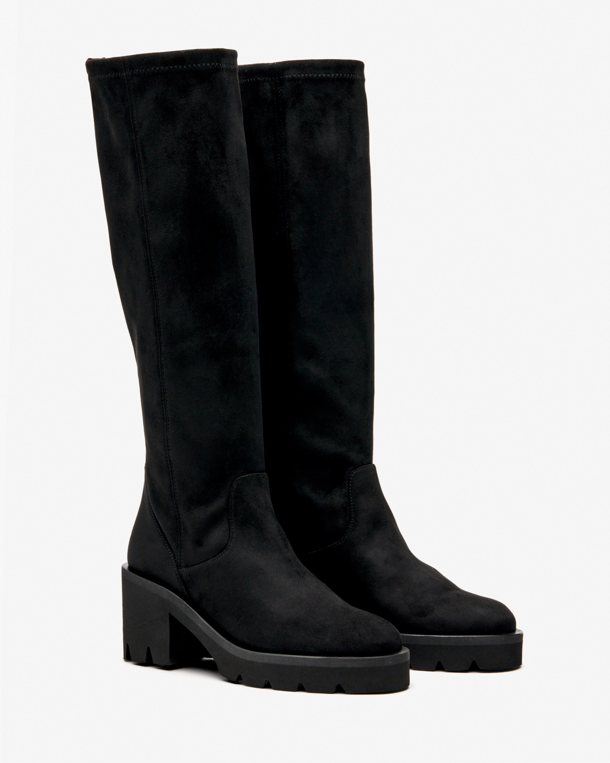 Botas Elásticas com Tacão Preto-2