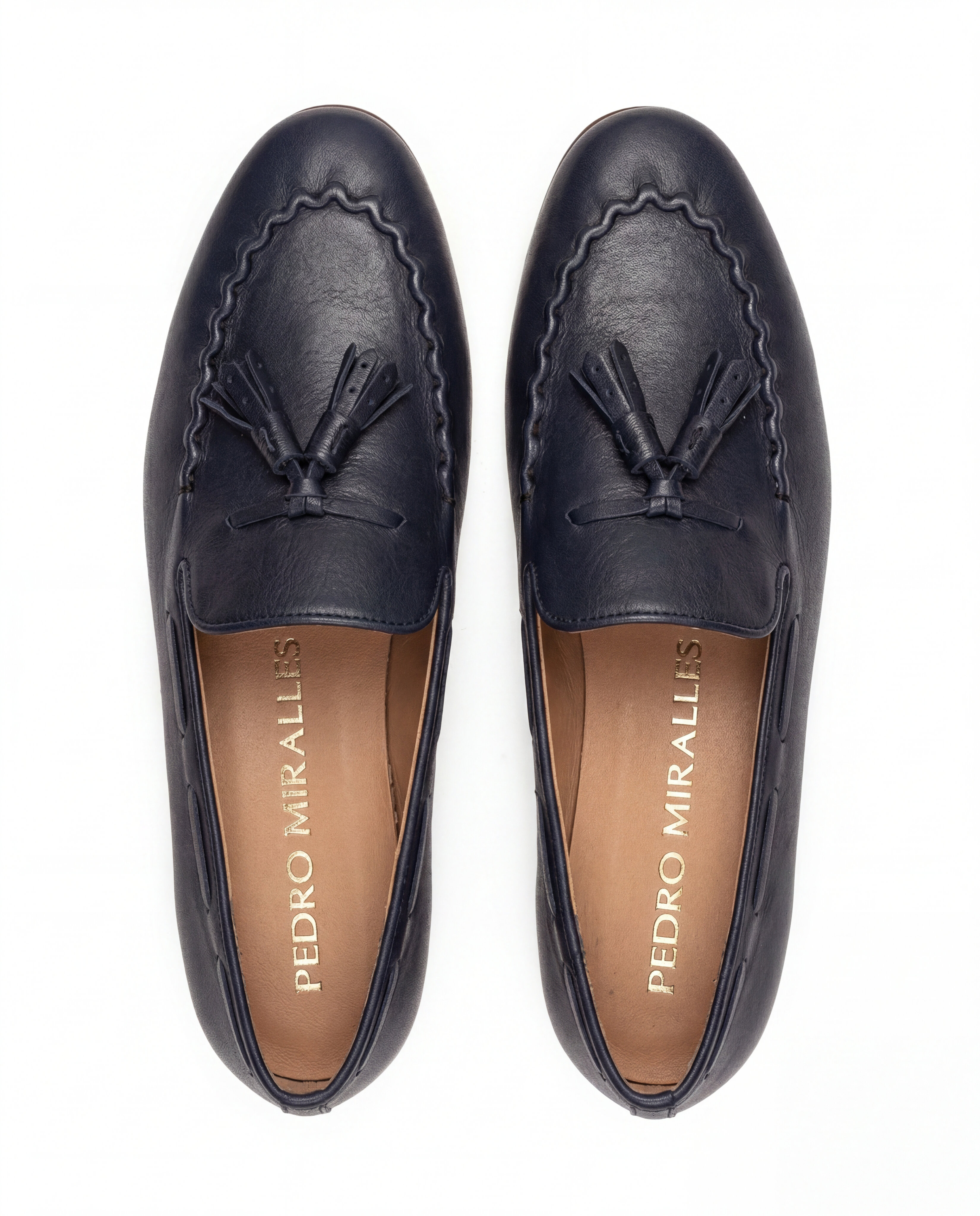 Mocassins Rasos com Pompões e Debrum Festoneado Azul-marinho-2