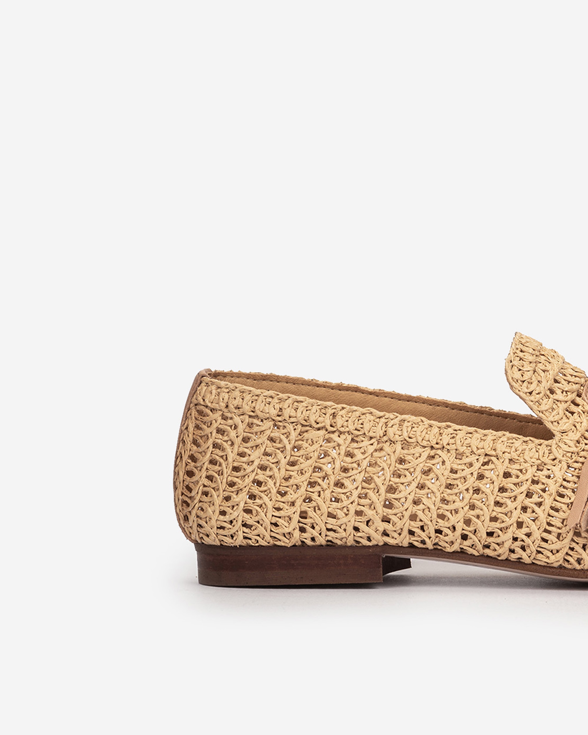 Mocassins Rasos de Ráfia com Pompom Castanho-2