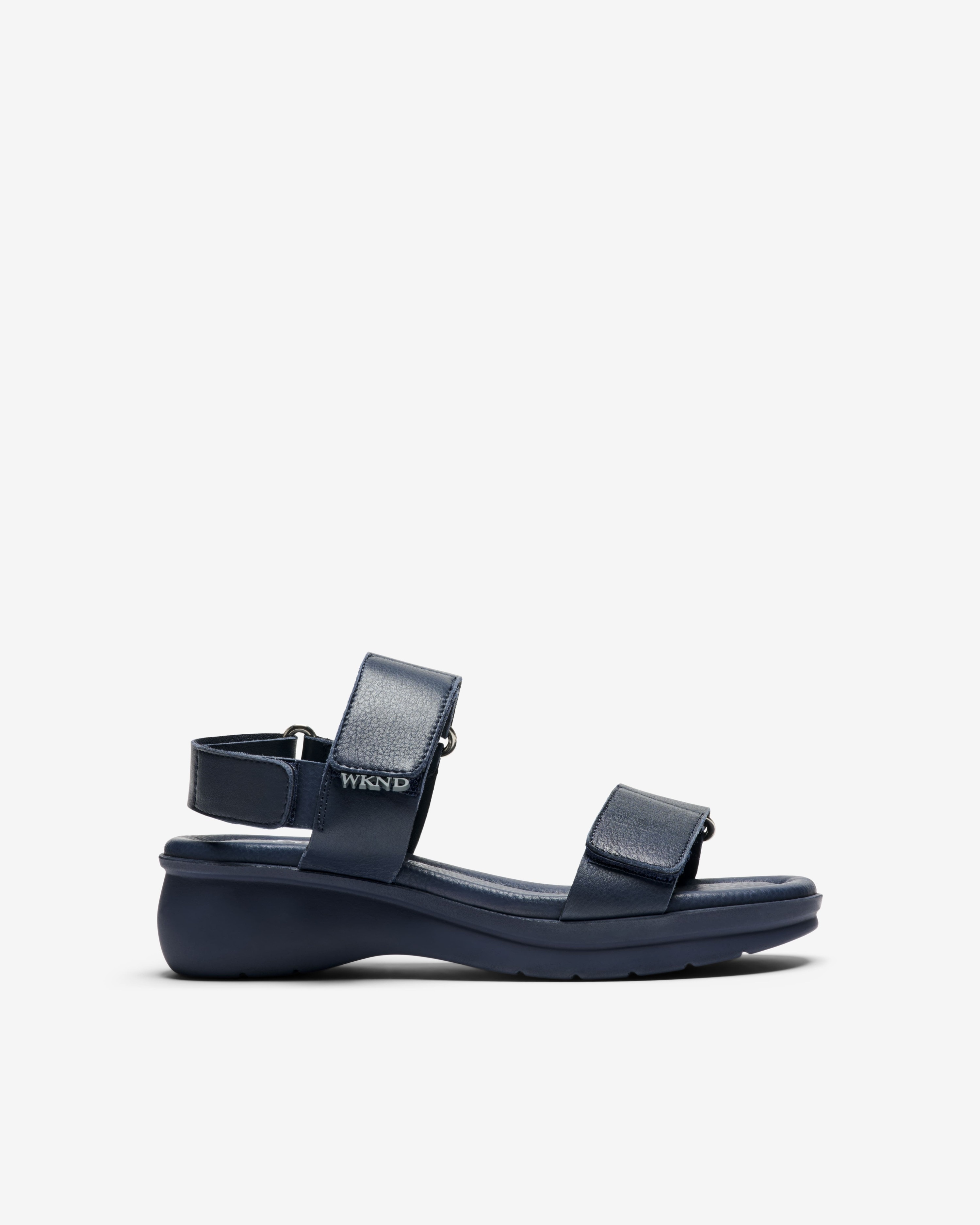 Imagem 0 de Sandálias Rasas com Triplo Fecho de Velcro Ajustável