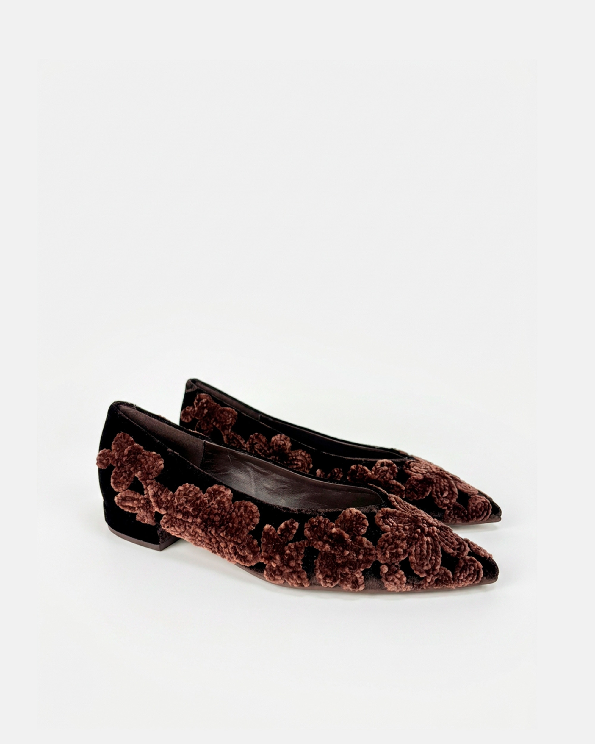 Sabrinas Rasas com Motivo Floral Castanho-chocolate-2