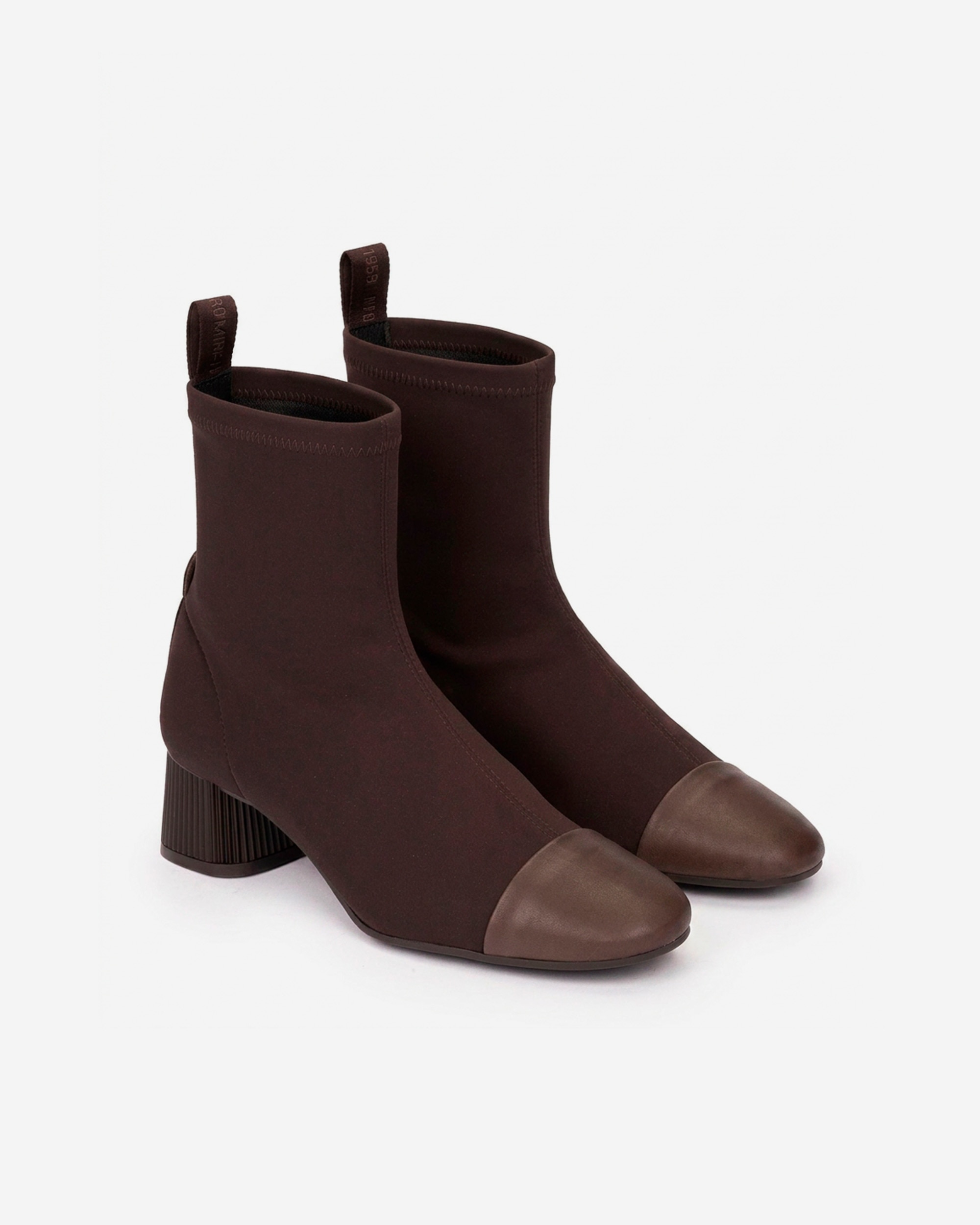 Botins com Tacão Combinados Castanho-2