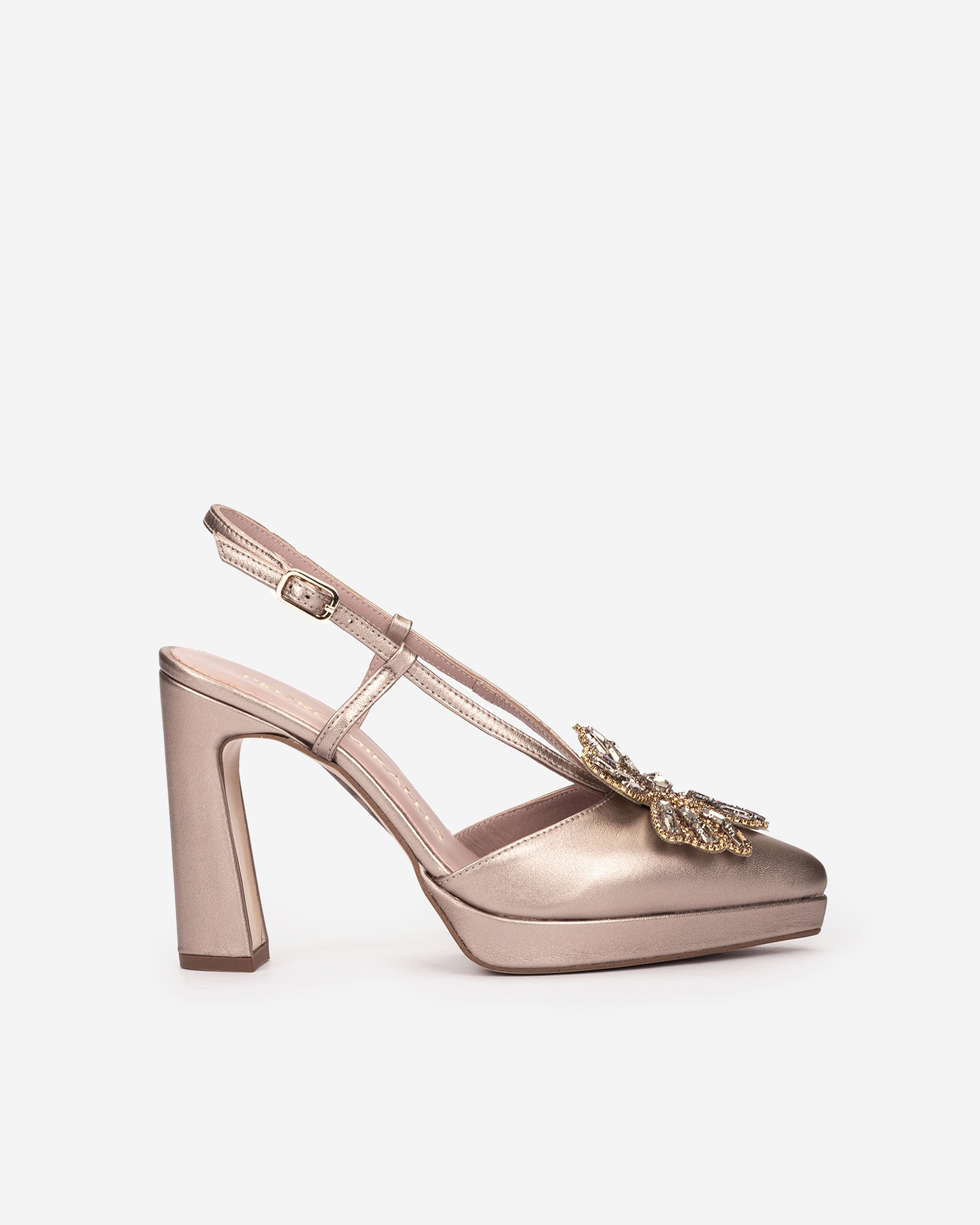 Imagem 0 de Sapatos de Salto com o Calcanhar Aberto e Adorno de Pedraria