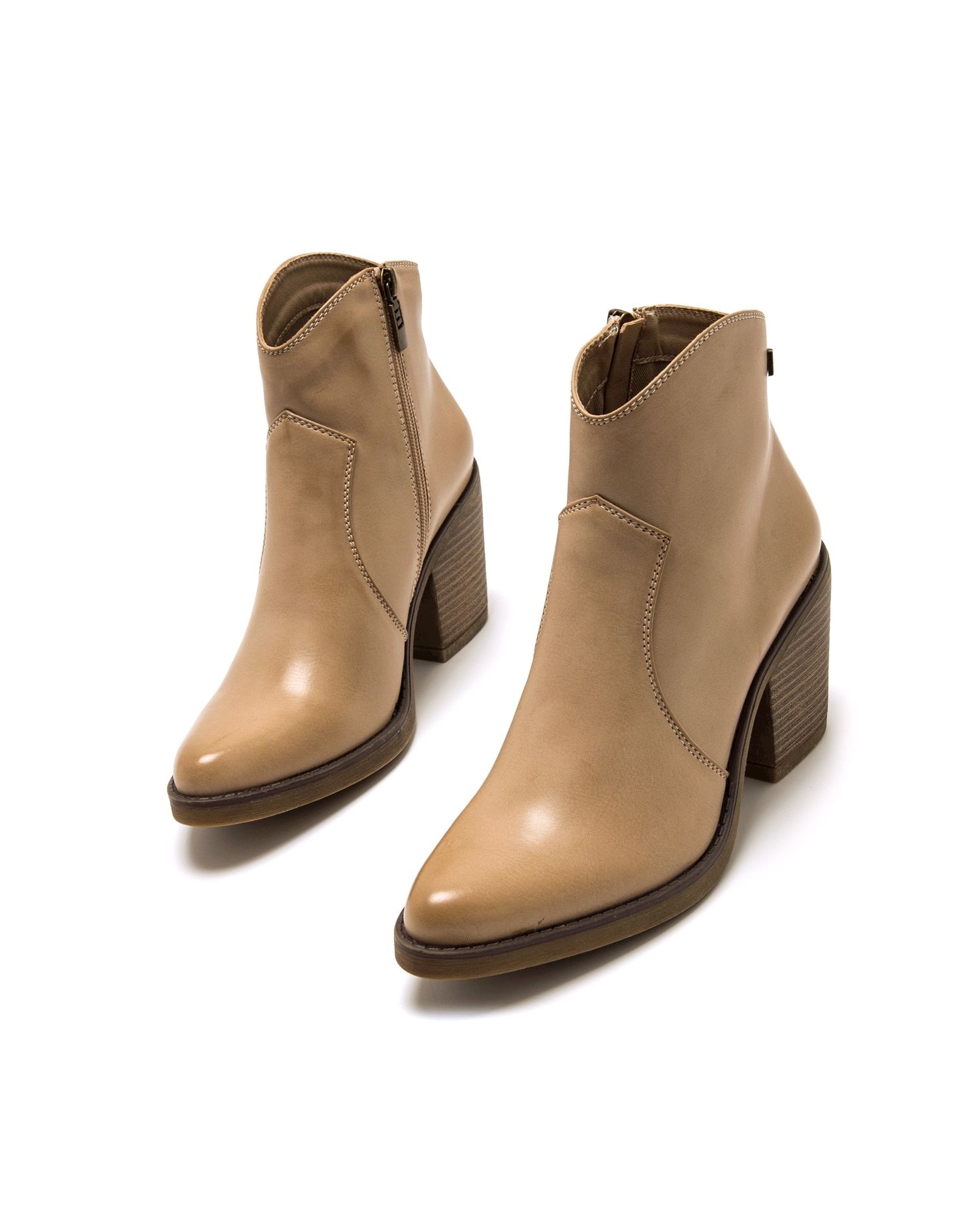 Botins de Estilo Cowboy e Salto Médio Couro-2
