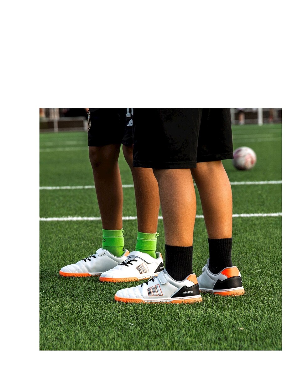 Sapatilhas Desportivas Infantil Estilo Futebol com Piso Respeitoso Branco / Laranja-2