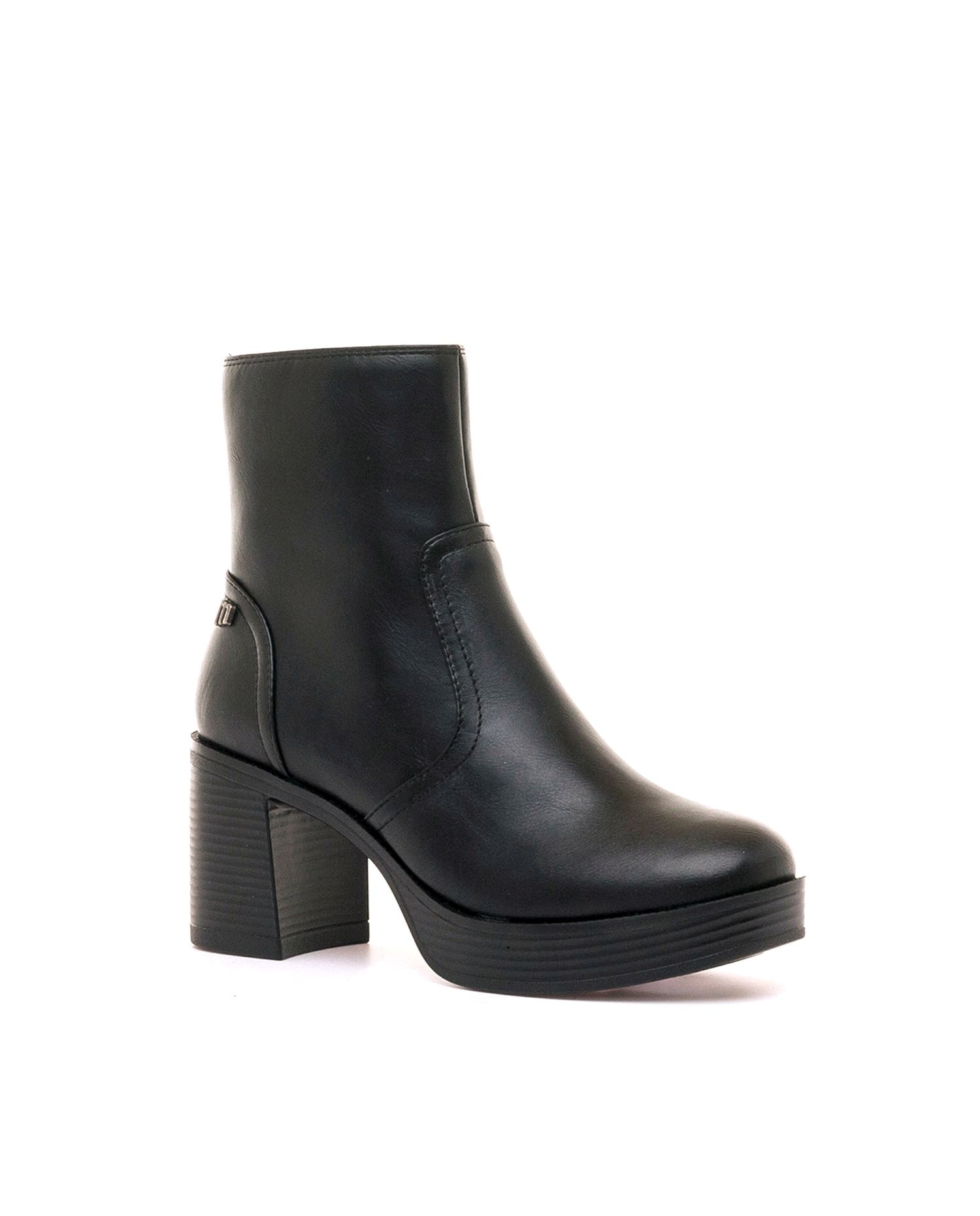 Botins de Tacão com Plataforma Preto-2