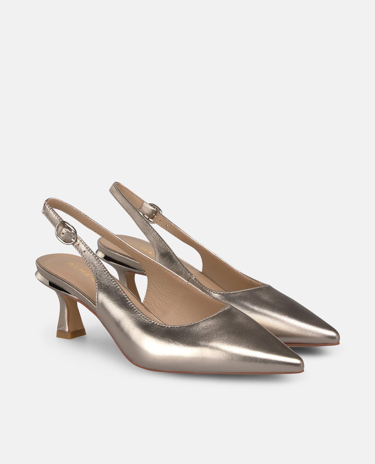 Sapatos de Salto em Pele com o Calcanhar Aberto Efeito Metalizado com Fecho de Fivela Dourado-2