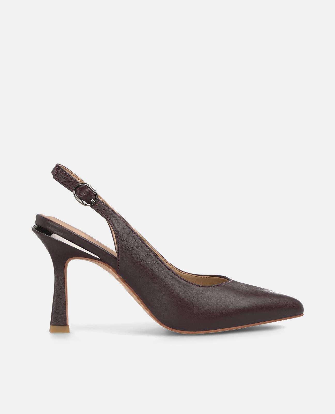 Imagem 0 de Zapatos de salón de mujer destalonados con puntera afilada y cierre de hebilla