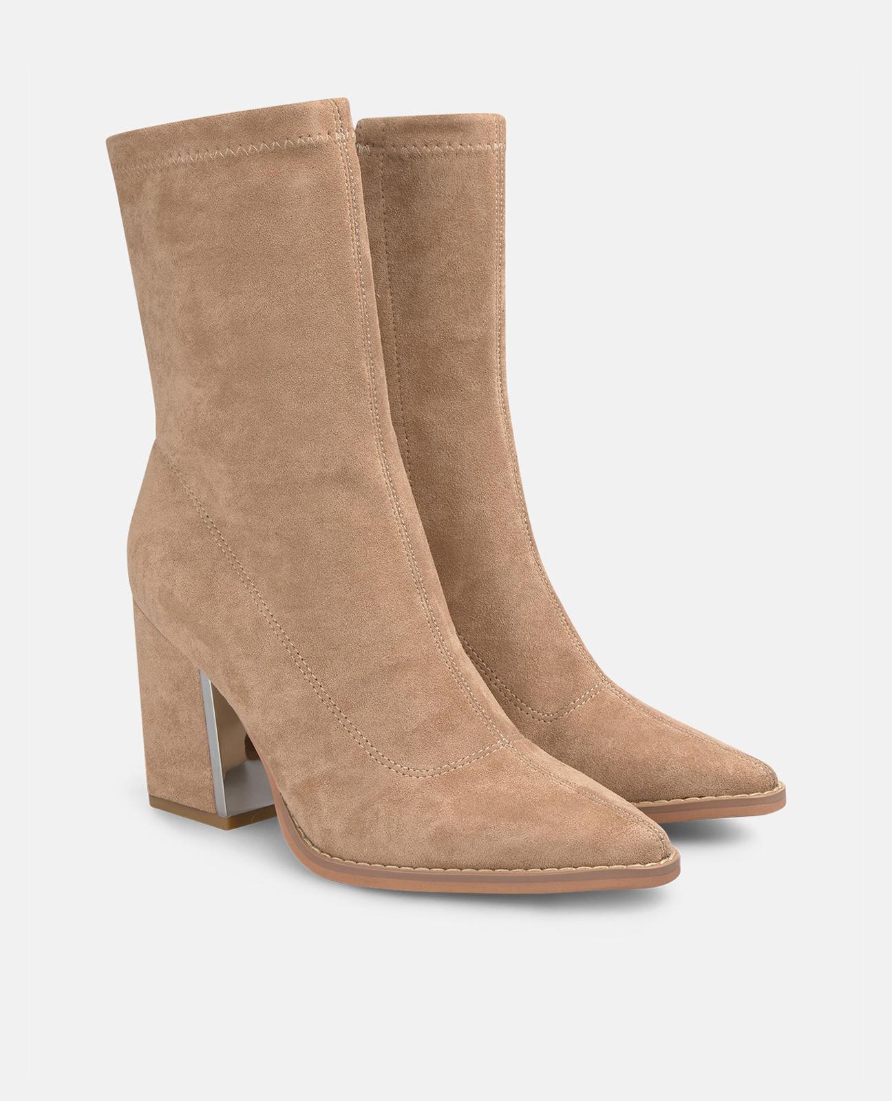 Botins Básicos com Tacão e Fecho Zip Areia-2