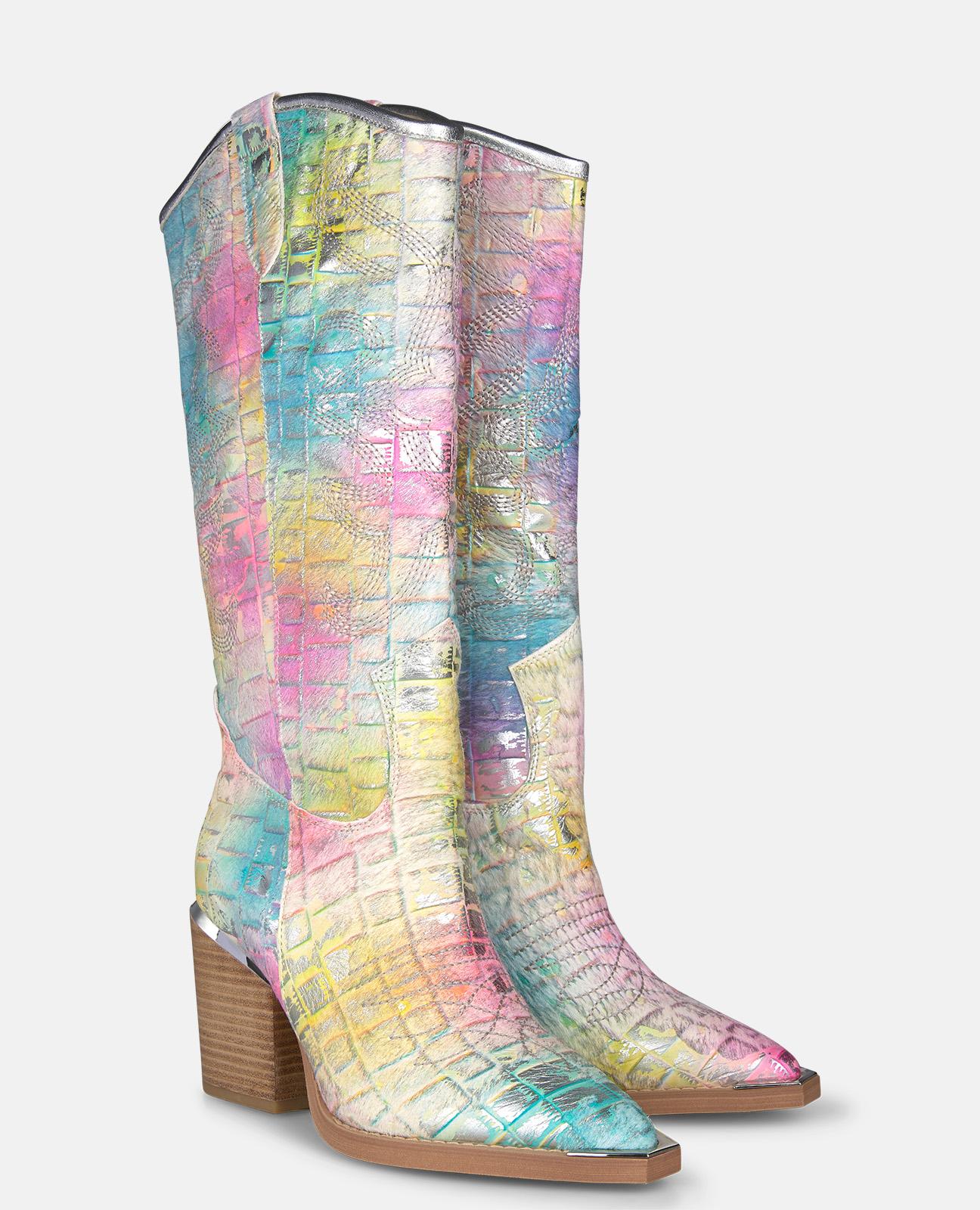 Botas Cowboy em Pele Efeito Fantasia com Detalhe Metálico no Tacão Multicolor-2