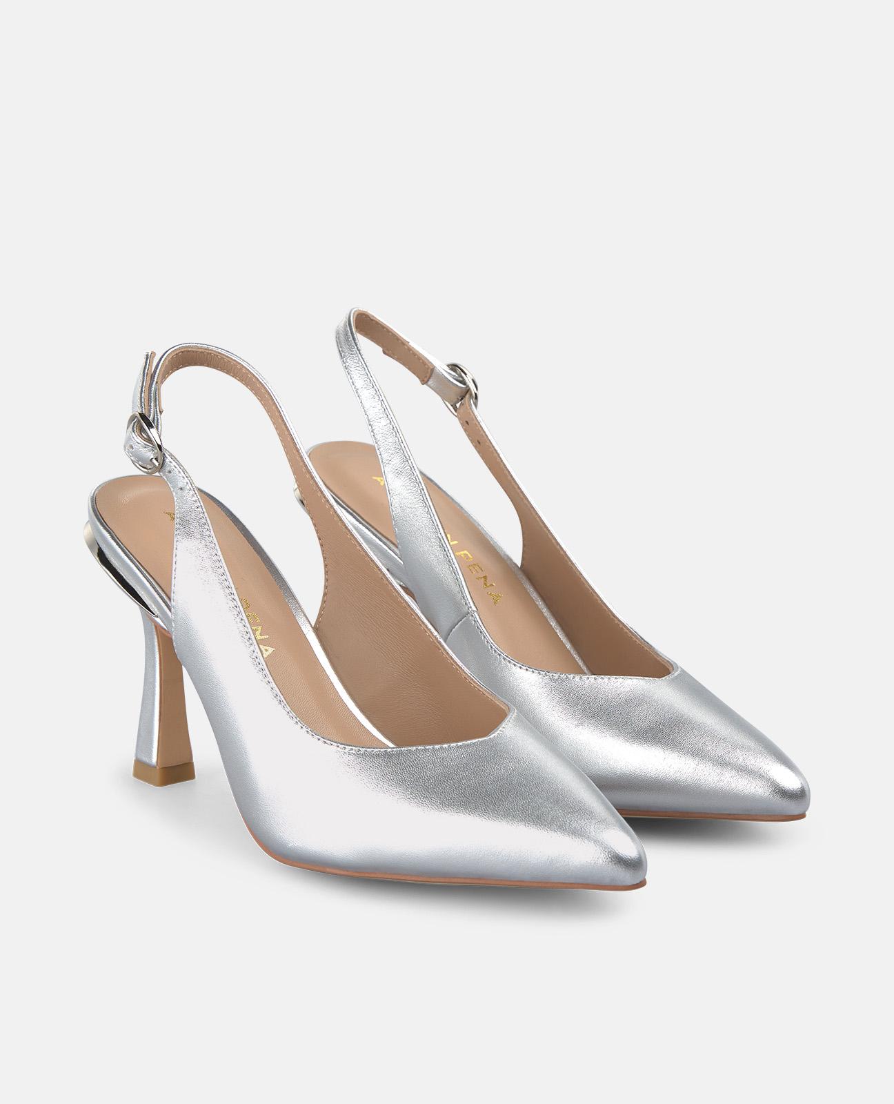 Sapatos de Salto com o Calcanhar Aberto em Pele Efeito Metalizado com Tira Posterior de Fivela Prata-2