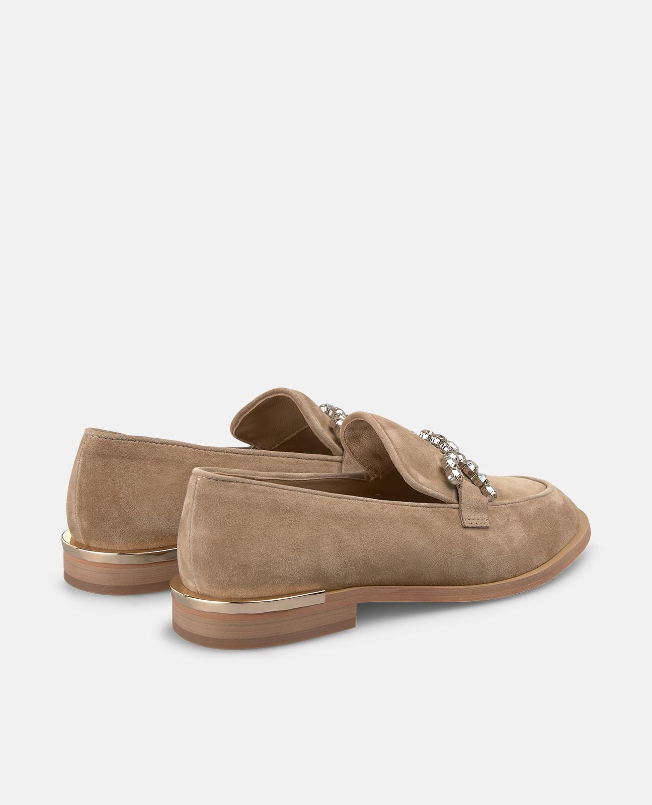 Mocassins Rasos com Adorno Metálico e Detalhe no Tacão Areia-3