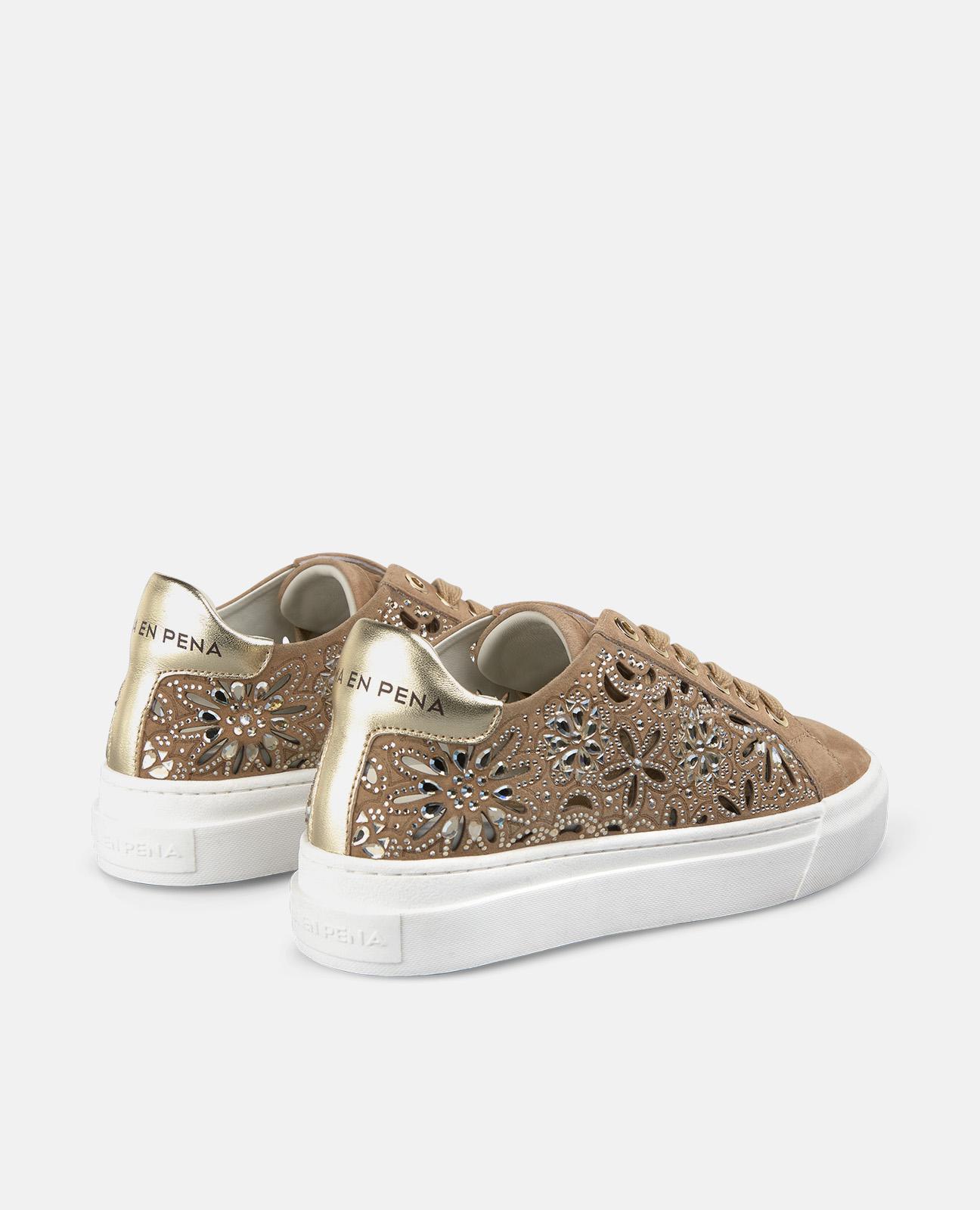Sapatilhas Desportivas de Pele e Parte Exterior com Trabalho Perfurado com Motivo Floral Areia-3