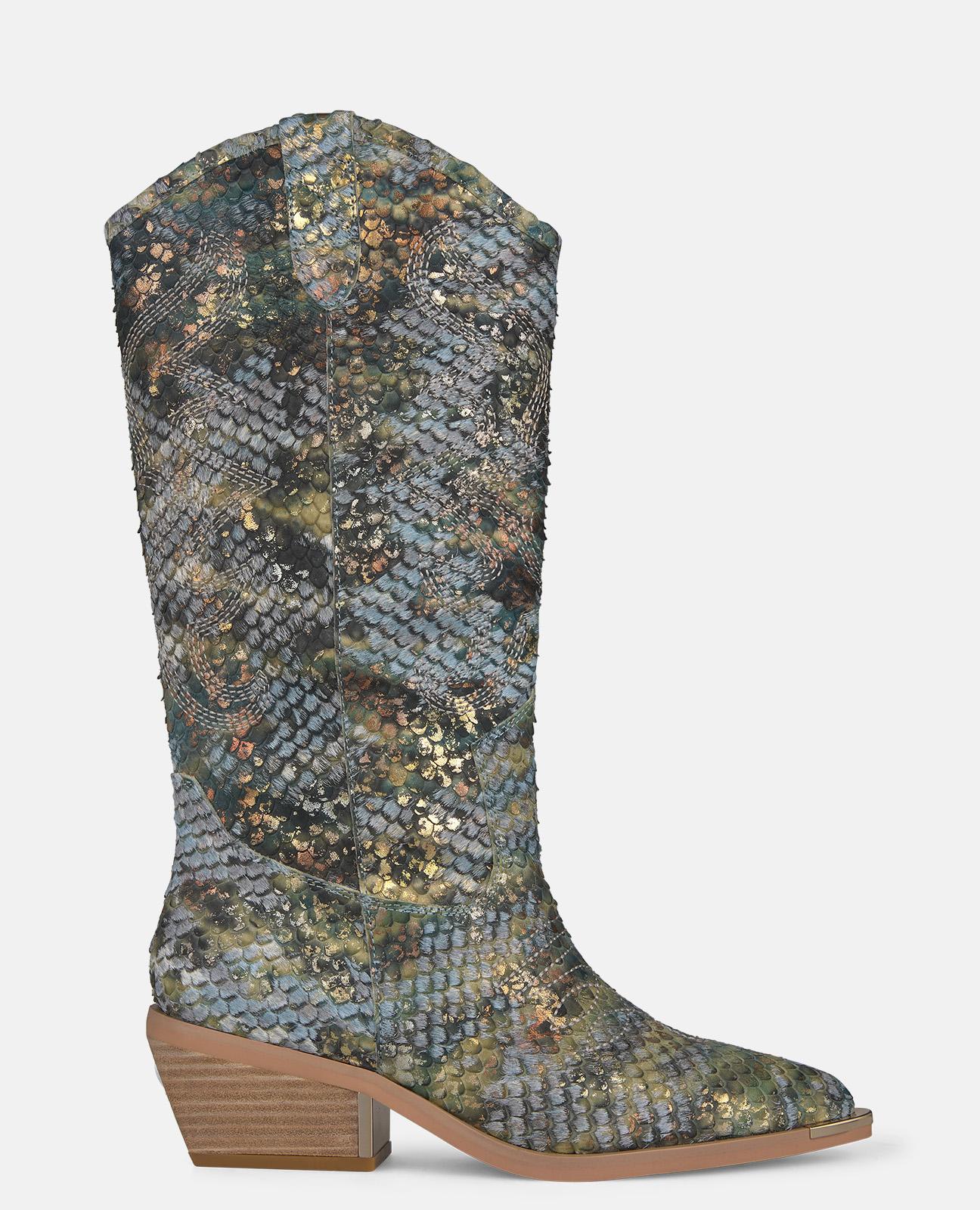 Imagem 0 de Botas Cowboy em Pele Efeito Fantasia com Detalhe Metálico no Tacão