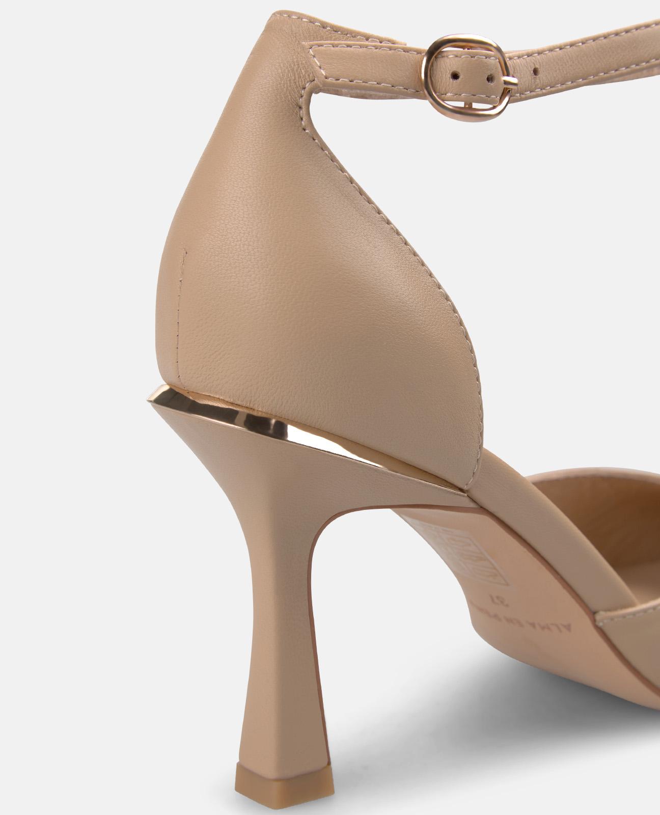 Sapatos de Salto em Napa com Fecho Através de Tira com Fivela Areia-4