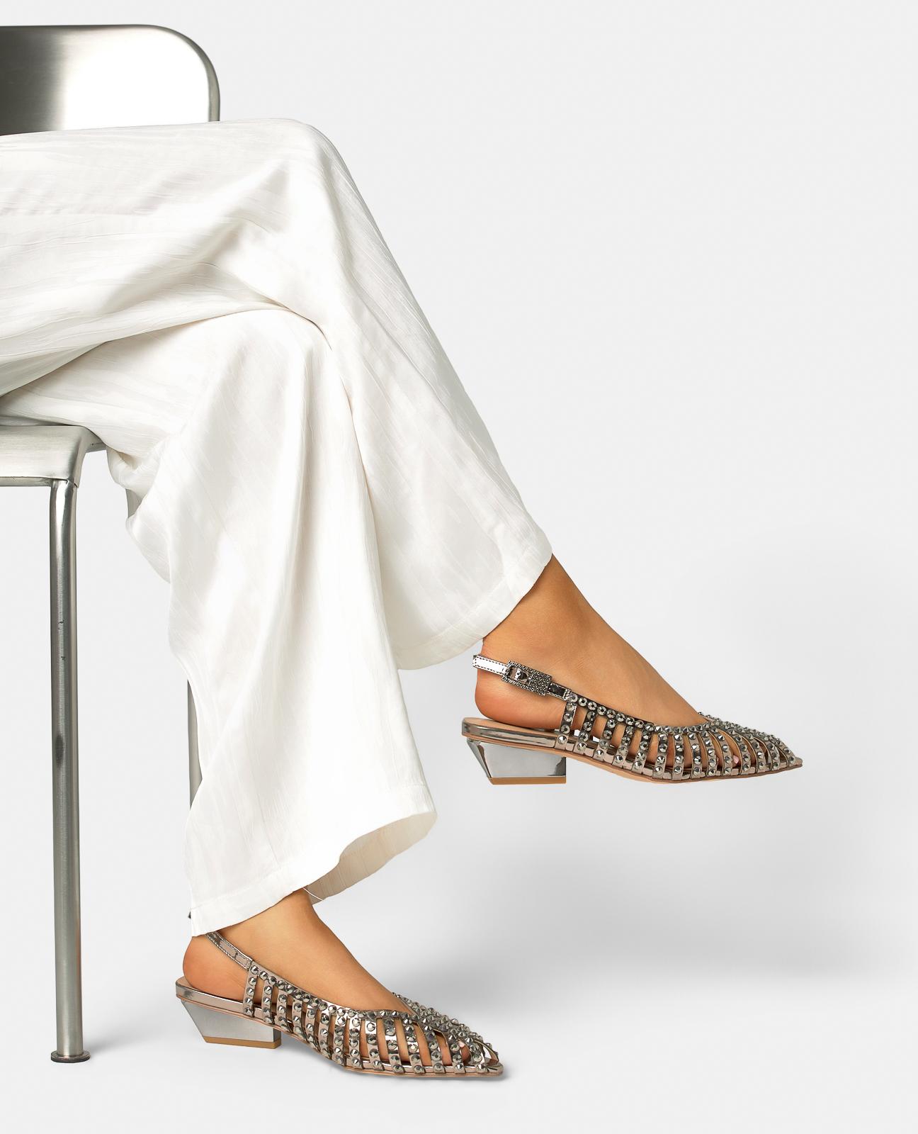 Sapatos de Salto com o Calcanhar Aberto com Rede com Pedras e Fecho de Fivela Prata-5
