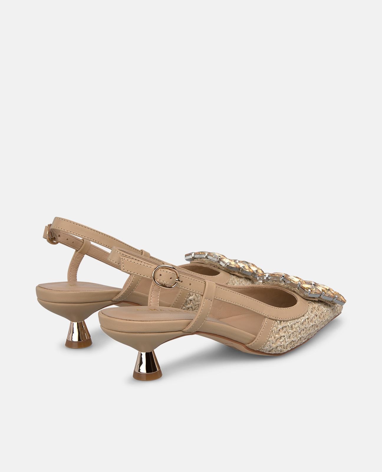 Sapatos de Salto com o Calcanhar Aberto em Ráfia com Adorno Metálico Frontal Areia-3