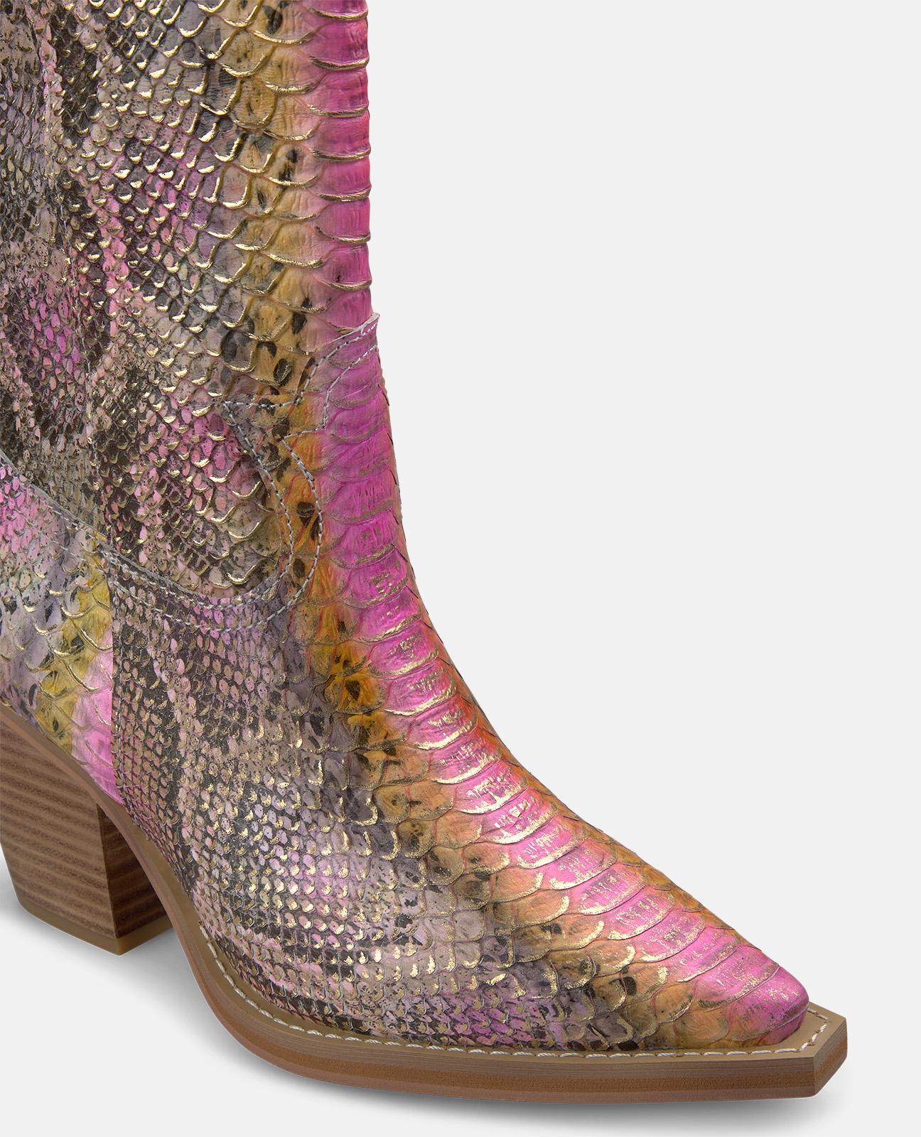 Botas Cowboy em Pele Efeito Serpente com Alças Laterais Rosa-4